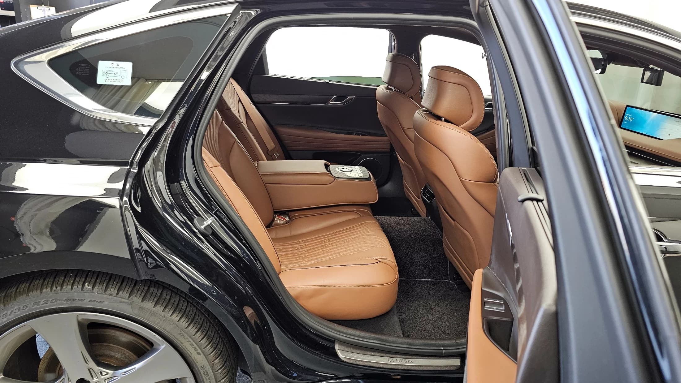 Genesis G80 Gasoline 2.5 Turbo AWD, 2021 г. 92959 км. — фото 12