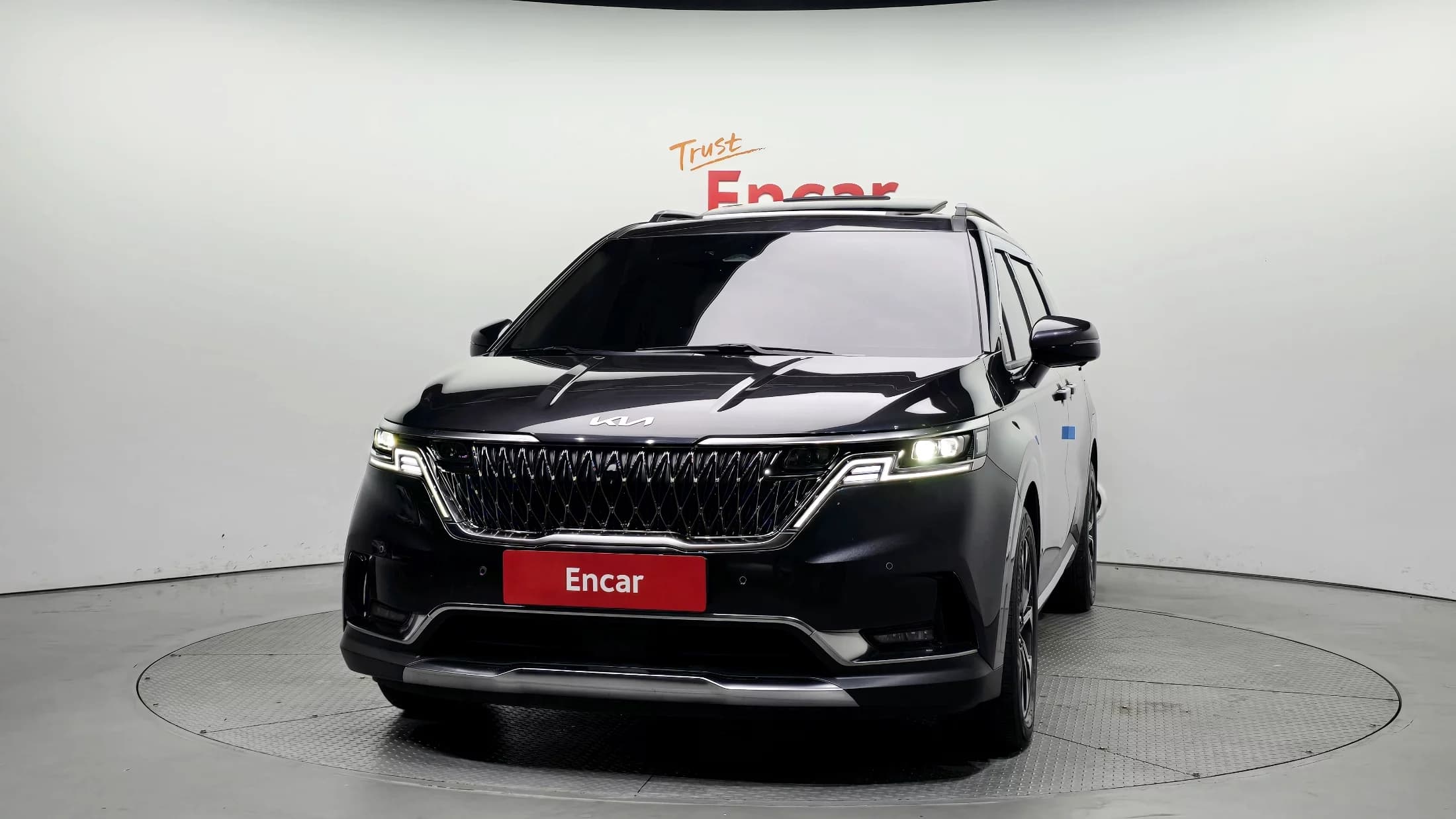 Kia Carnival Gasoline 7-Seater Outdoor Noblesse, 2023 г. 36616 км. — фото 3
