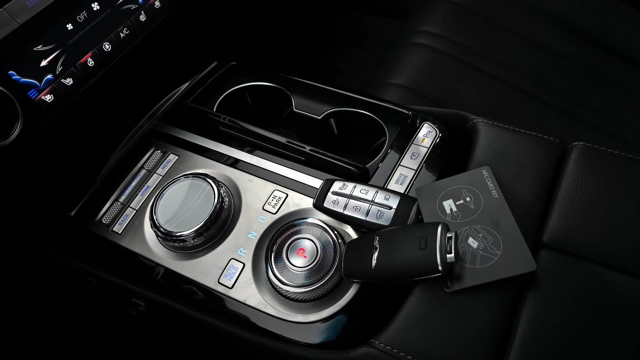 Genesis G80 Gasoline 2.5 Turbo 2WD, 2023 г. 34271 км. — фото 9