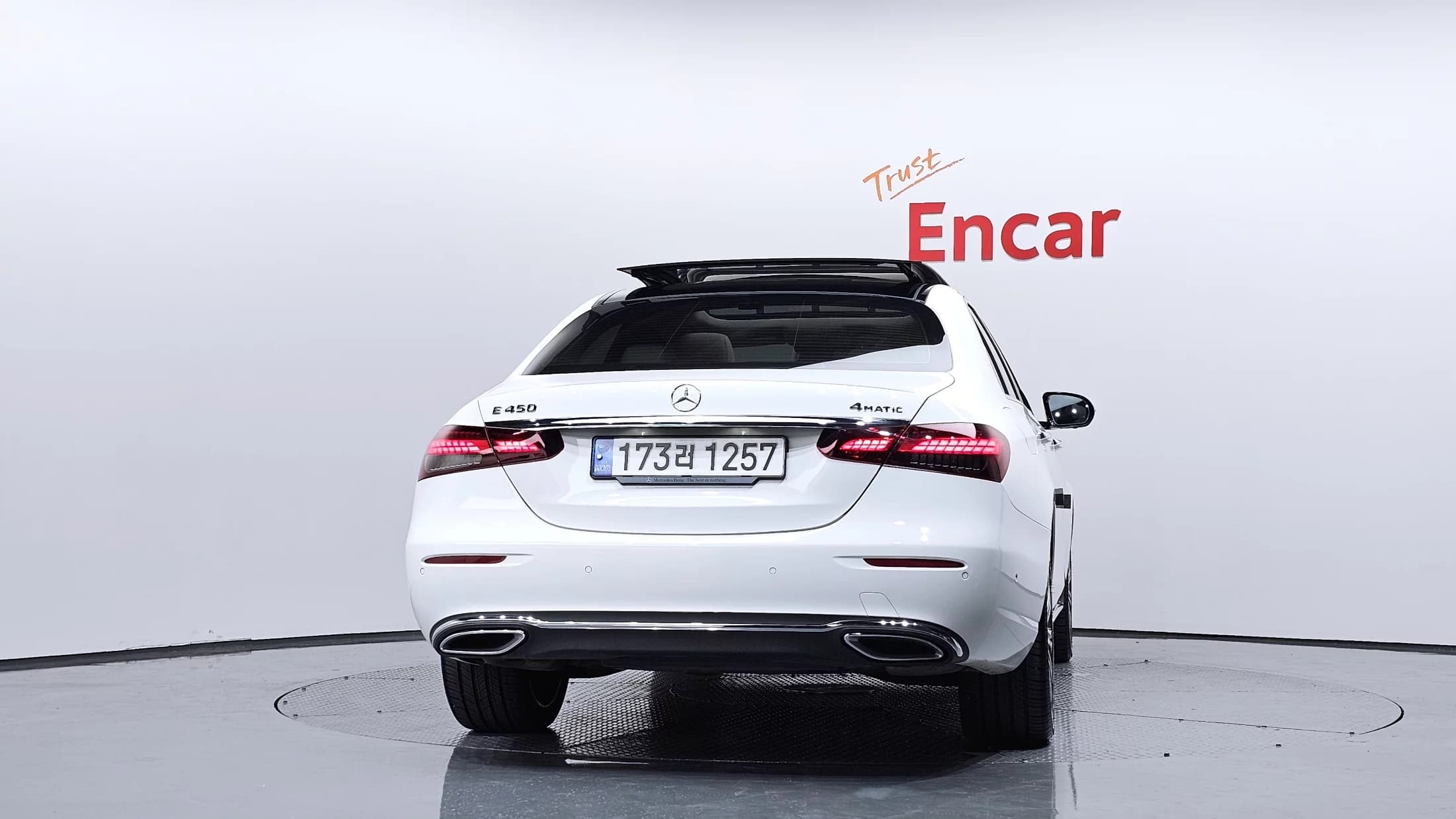 Mercedes-Benz E-Class E450 4MATIC Exclusive, 2021 г. 58195 км. — фото 4