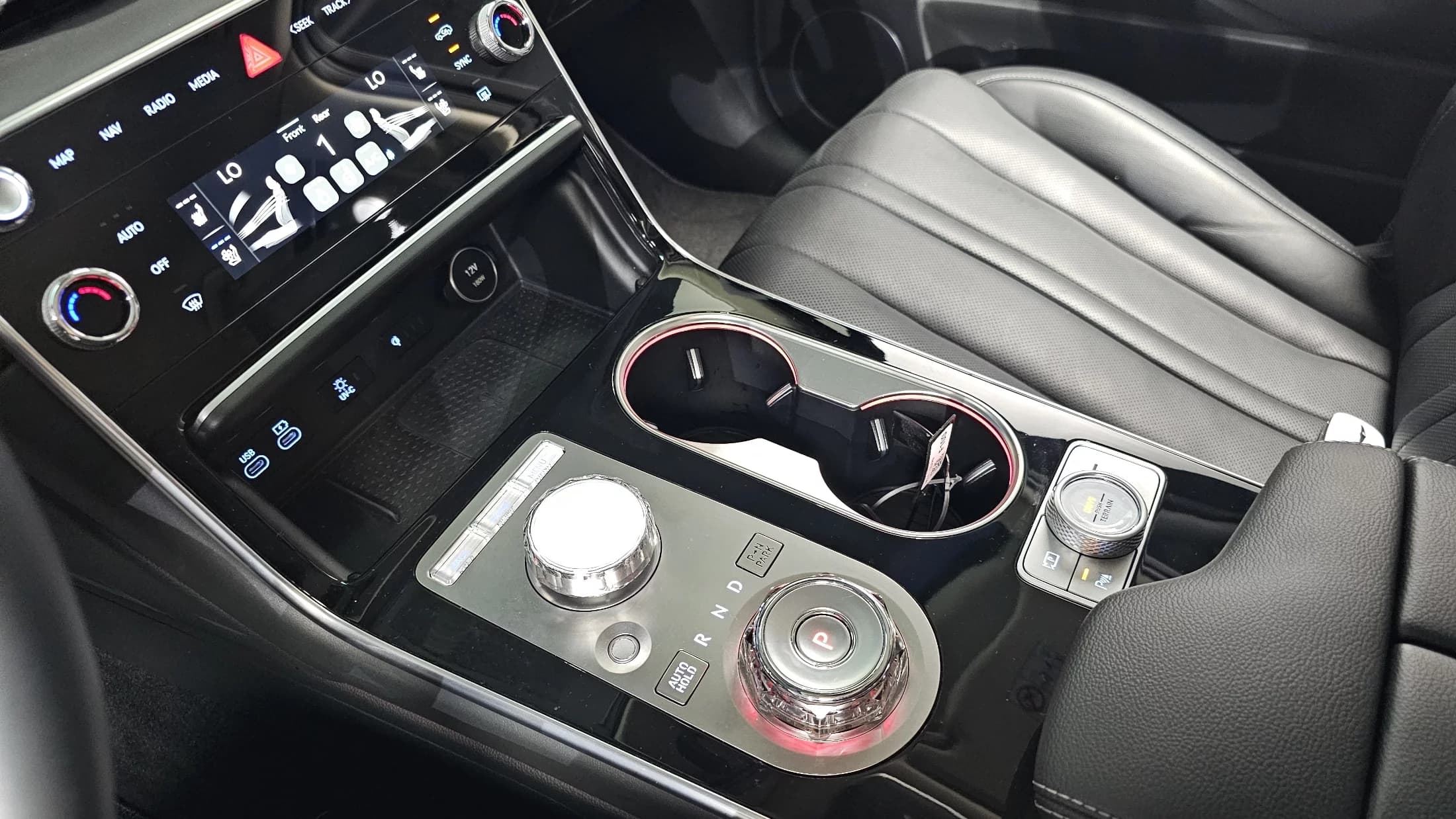 Genesis GV80 2.5T Gasoline AWD, 2024 г. 33131 км. — фото 9