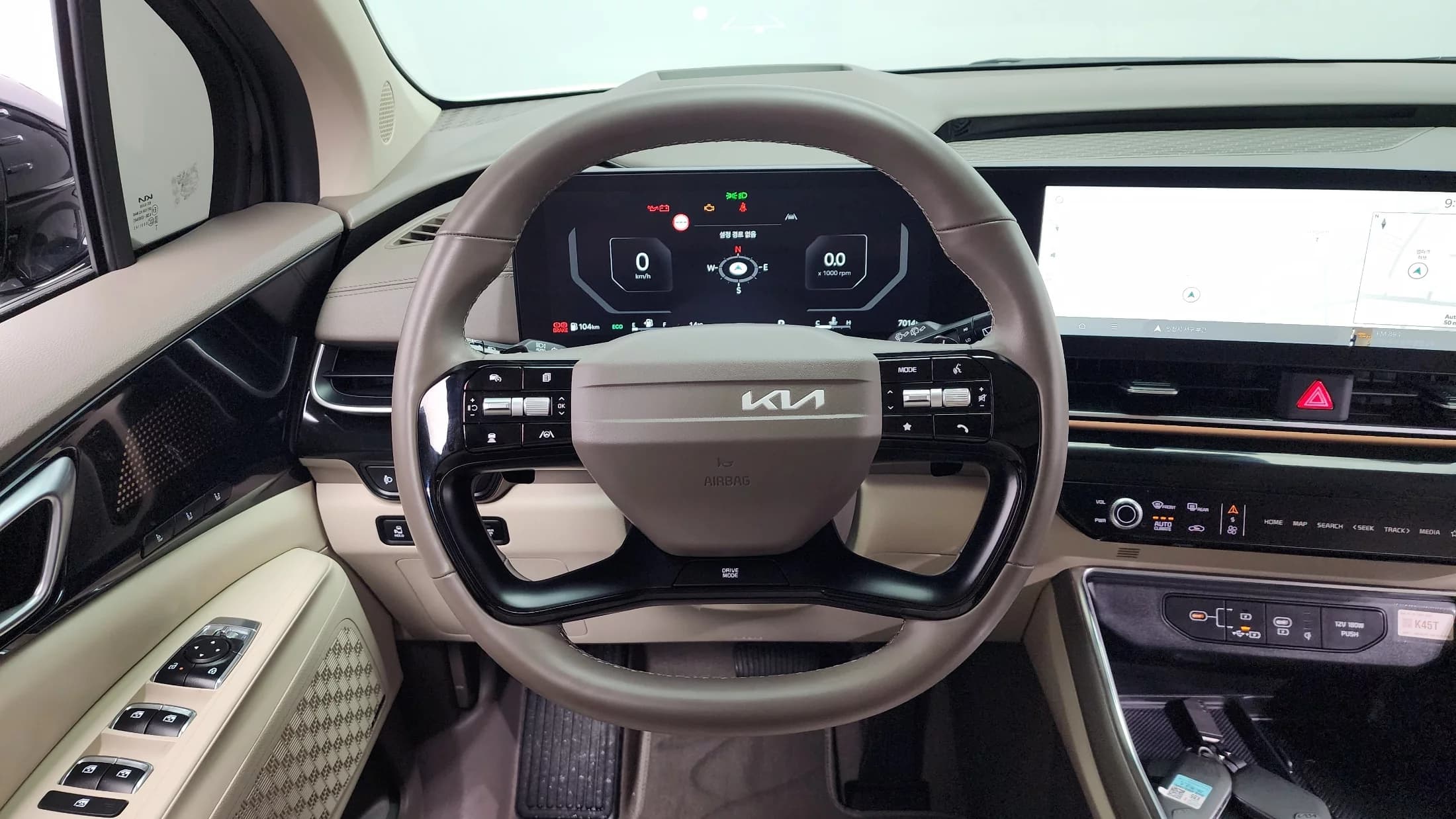 Kia Carnival Gasoline 4-Seater Hi Limousine Signature, 2025 г. 7079 км. — фото 13