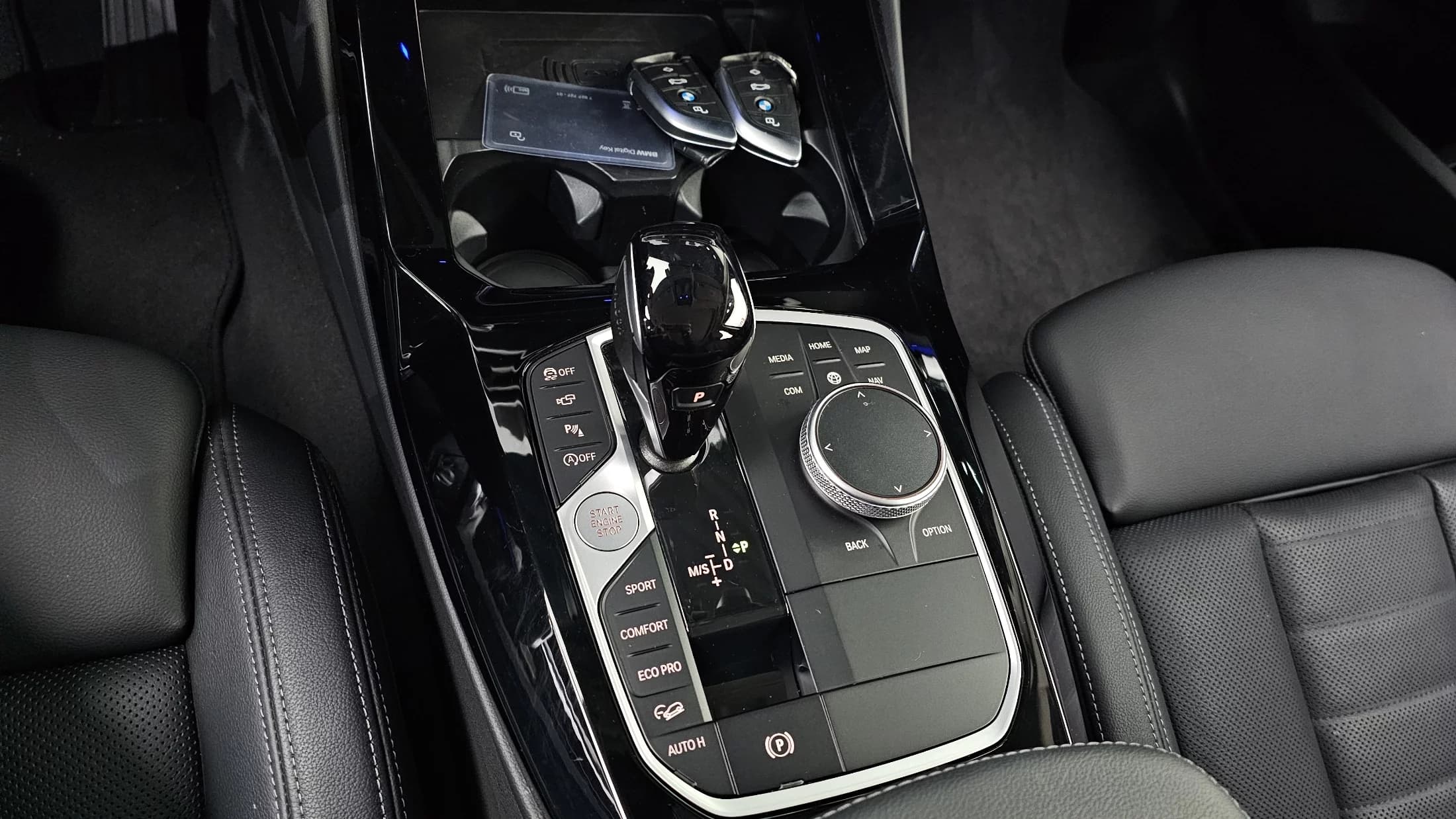 BMW X3 xDrive 20i, 2023 г. 31456 км. — фото 9