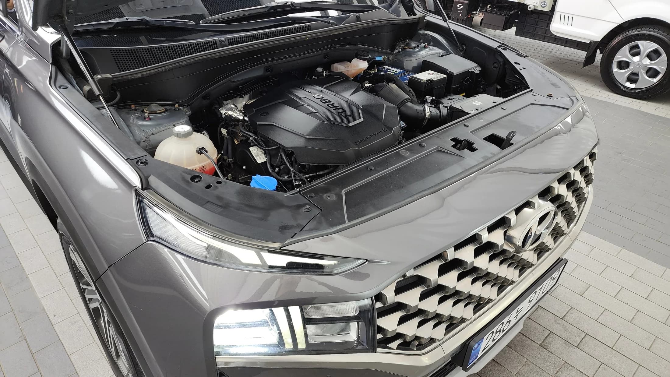 Hyundai Santa Fe Diesel 2.2 4WD Exclusive, 2022 г. 154226 км. — фото 20
