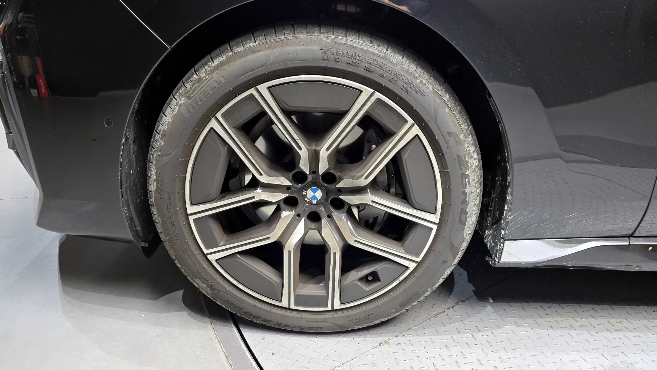 BMW 7-Series 740d xDrive M Sport, 2025 г. 4696 км. — фото 5