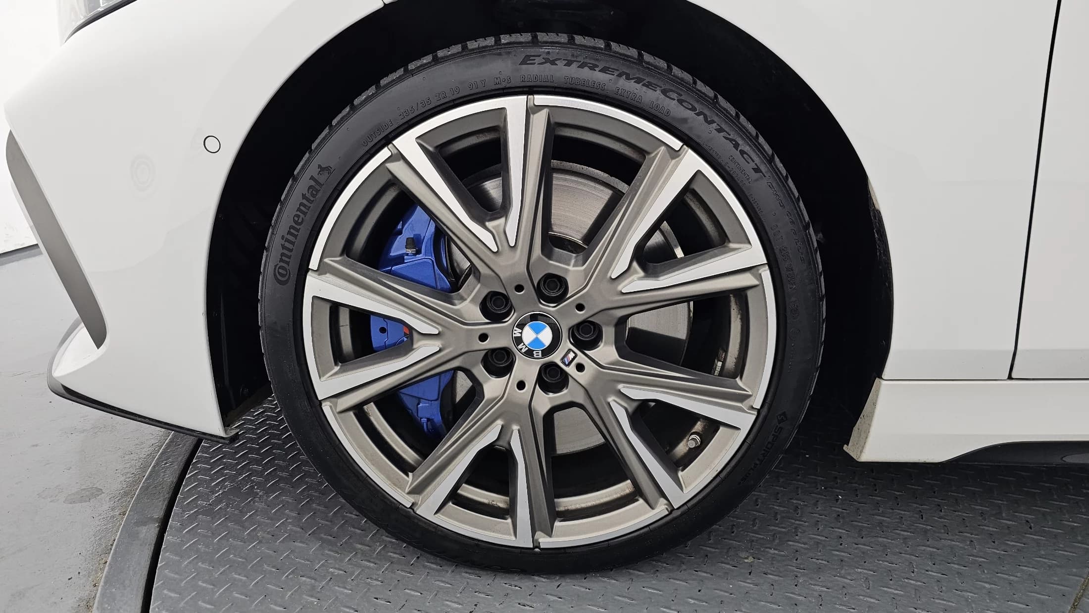 BMW 1-Series M135i xDrive, 2023 г. 48525 км. — фото 5