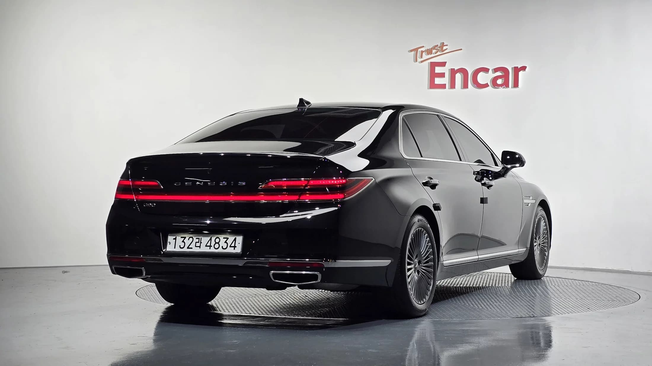 Genesis G90 3.8 Luxury, 2021 г. 150481 км. — фото 2