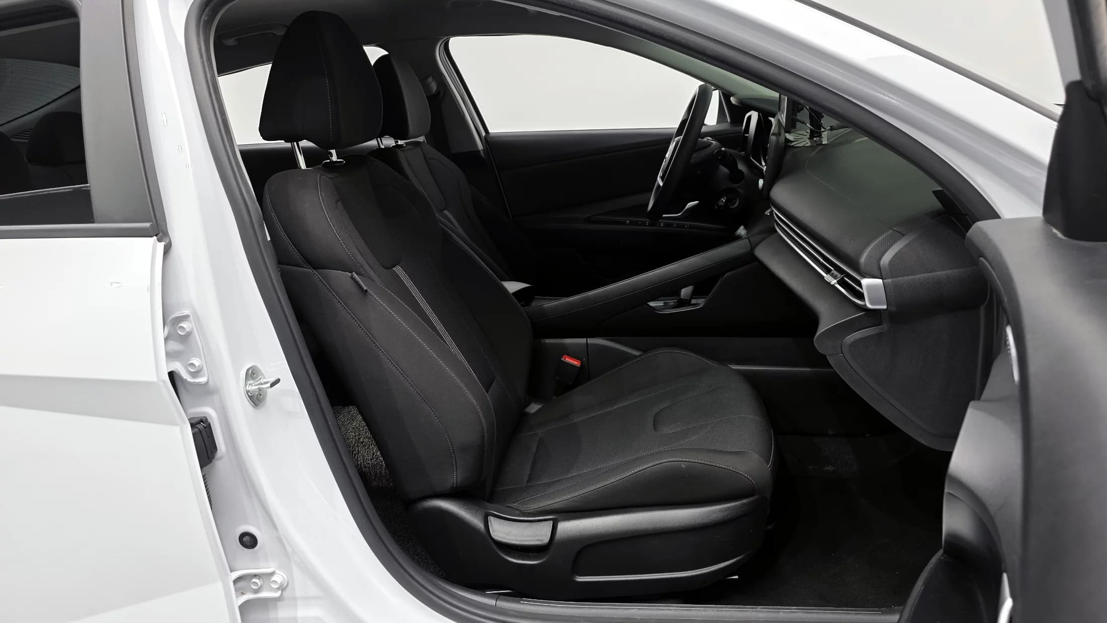 Hyundai AVANTE (Хендай Элантра) Smart, гибрид, 2021 г. 113718 км. — фото 11