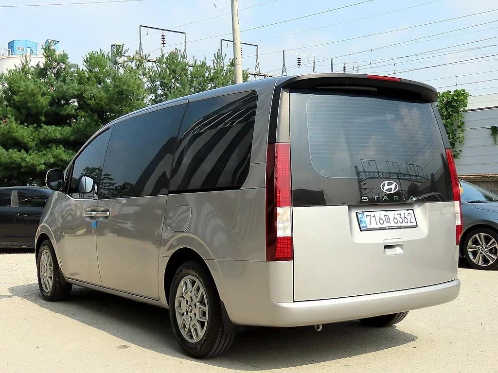 Hyundai Staria L3.5 Tourer 11-Seater Modern, 2025 г. 1991 км. — фото 3