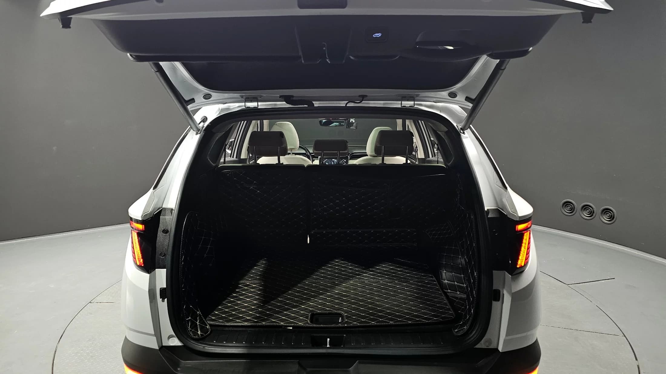 Hyundai Tucson Gasoline 1.6 Turbo 2WD Inspiration, 2022 г. 98528 км. — фото 20