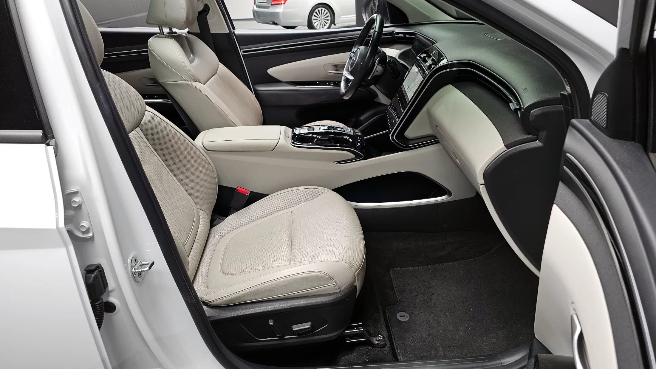 Hyundai Tucson Gasoline 1.6 Turbo 2WD Inspiration, 2022 г. 98528 км. — фото 10