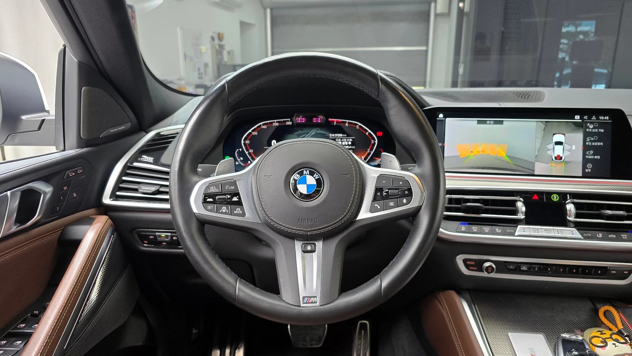 BMW X6 xDrive40i M Sport, 2023 г. 37316 км. — фото 13