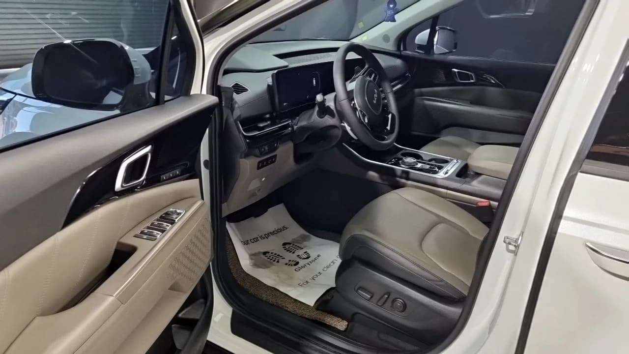 Kia Carnival HEV 9seater Signature, гибрид, 2024 г. 24476 км. — фото 10