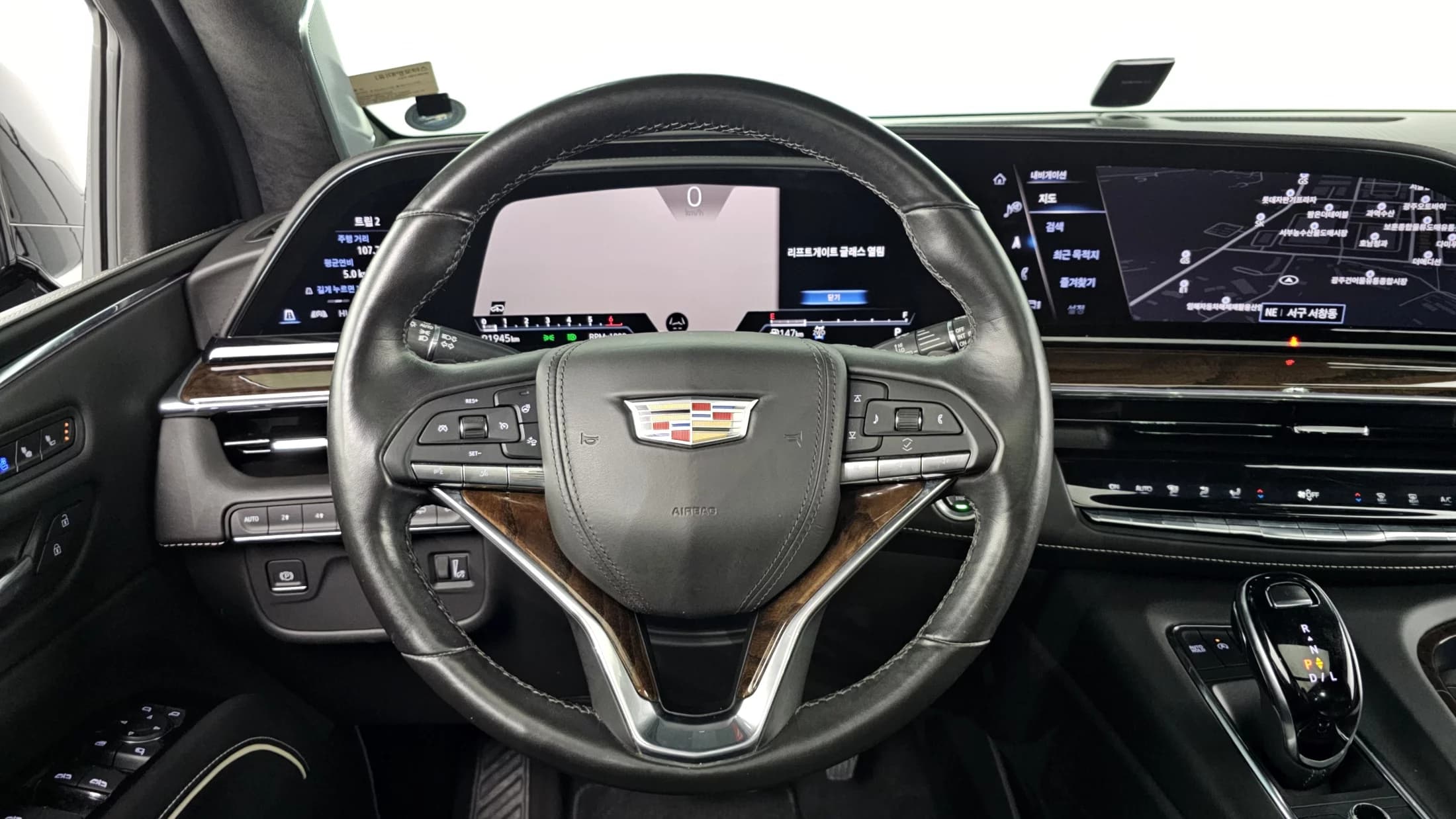 Cadillac Escalade 6.2 Sports Platinum, 2021 г. 91993 км. — фото 13