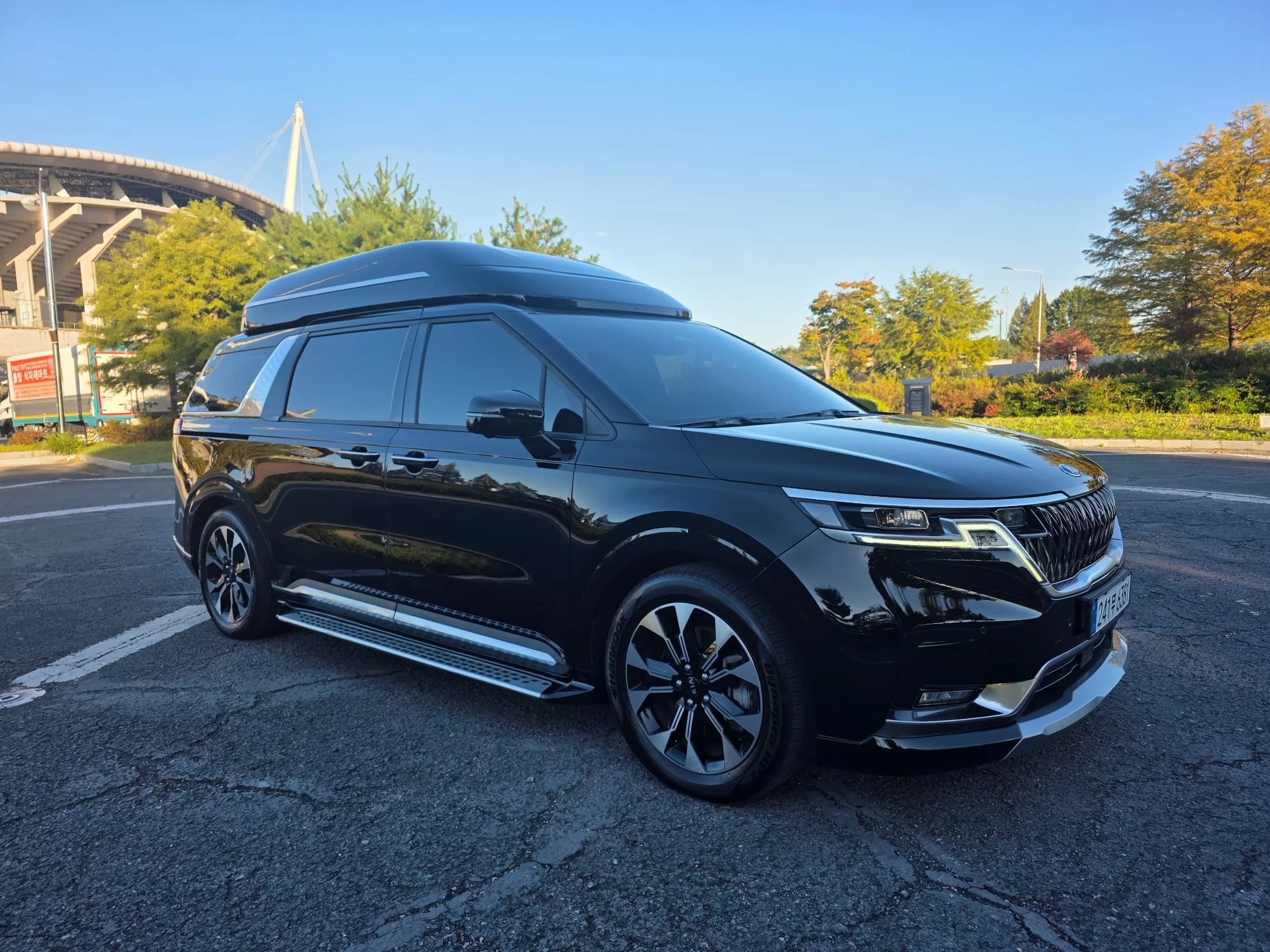 Kia Carnival Gasoline 7-Seater Hi-Limousine Signature, 2021 г. 100061 км. — фото 3