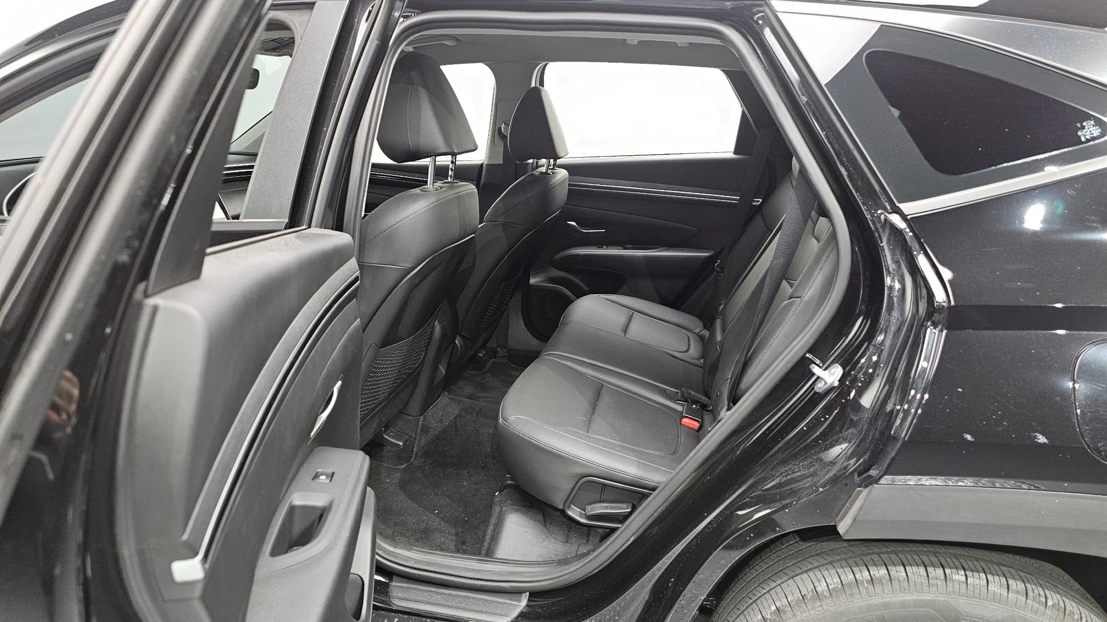 Hyundai Tucson Gasoline 1.6 Turbo 2WD Modern, 2023 г. 34017 км. — фото 11