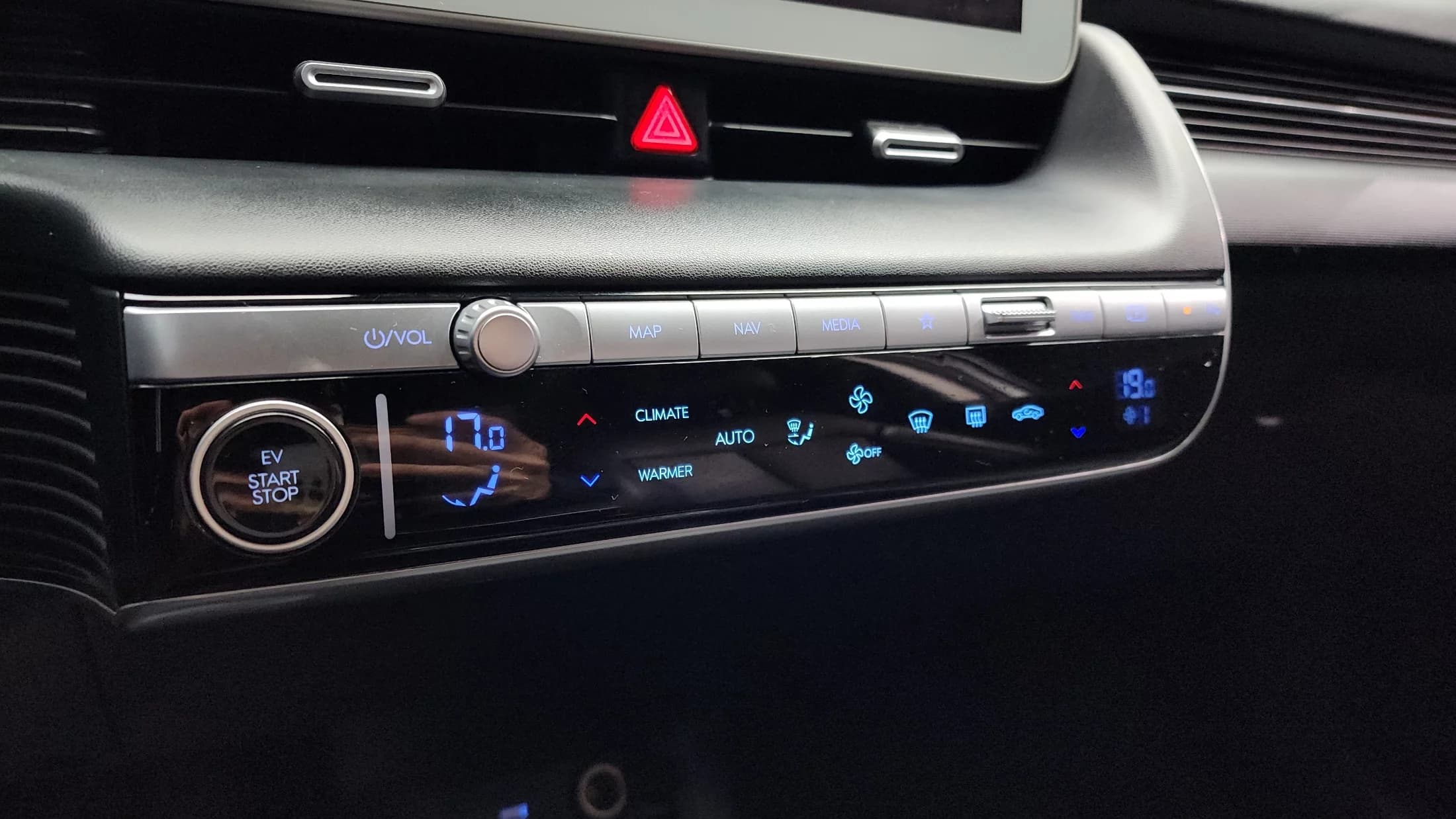 Hyundai Ioniq 5 Long range Exclusive, электромобиль, 2021 г. 132653 км. — фото 17