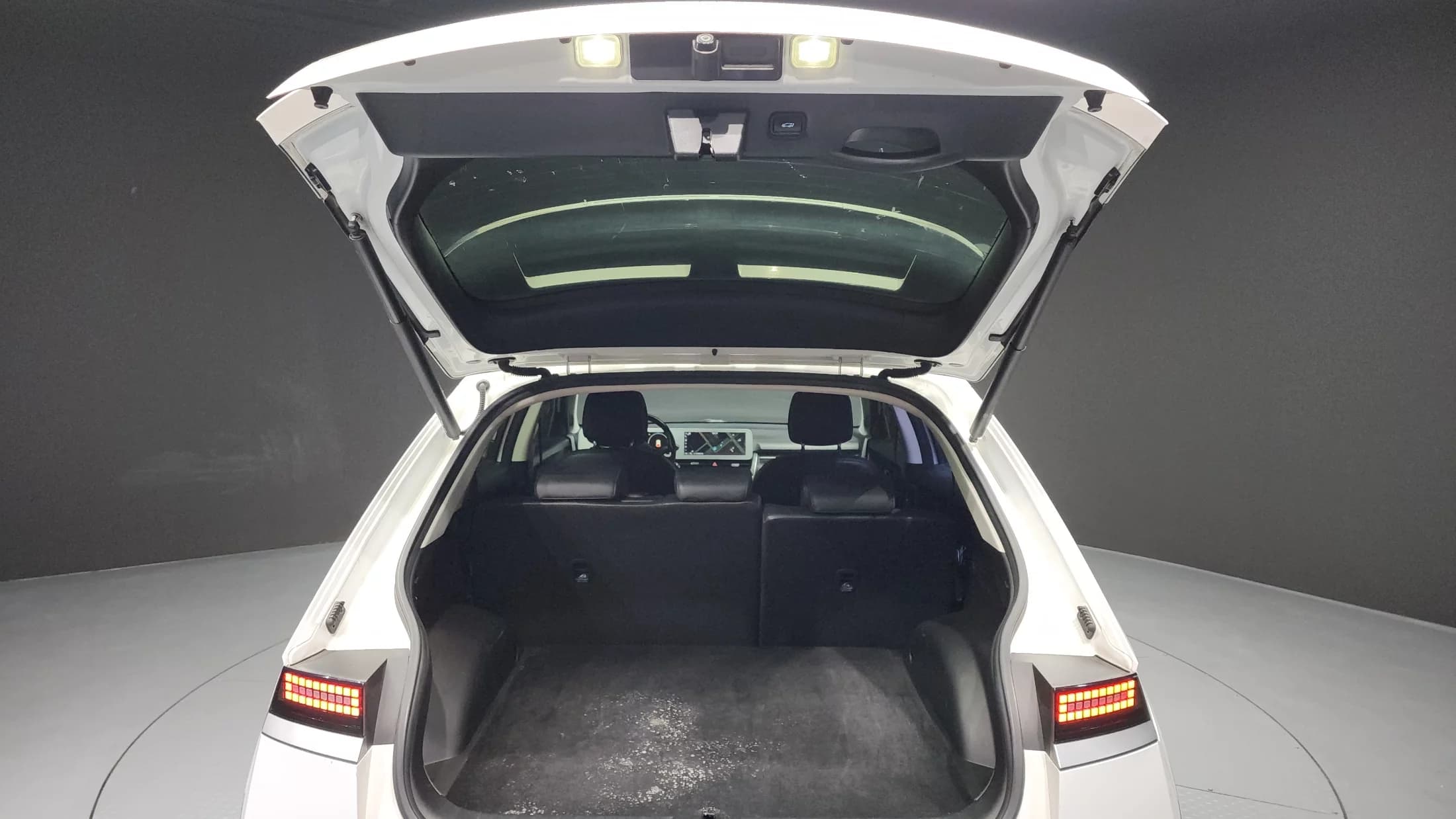 Hyundai Ioniq 5 Long range Exclusive, электромобиль, 2021 г. 132653 км. — фото 20