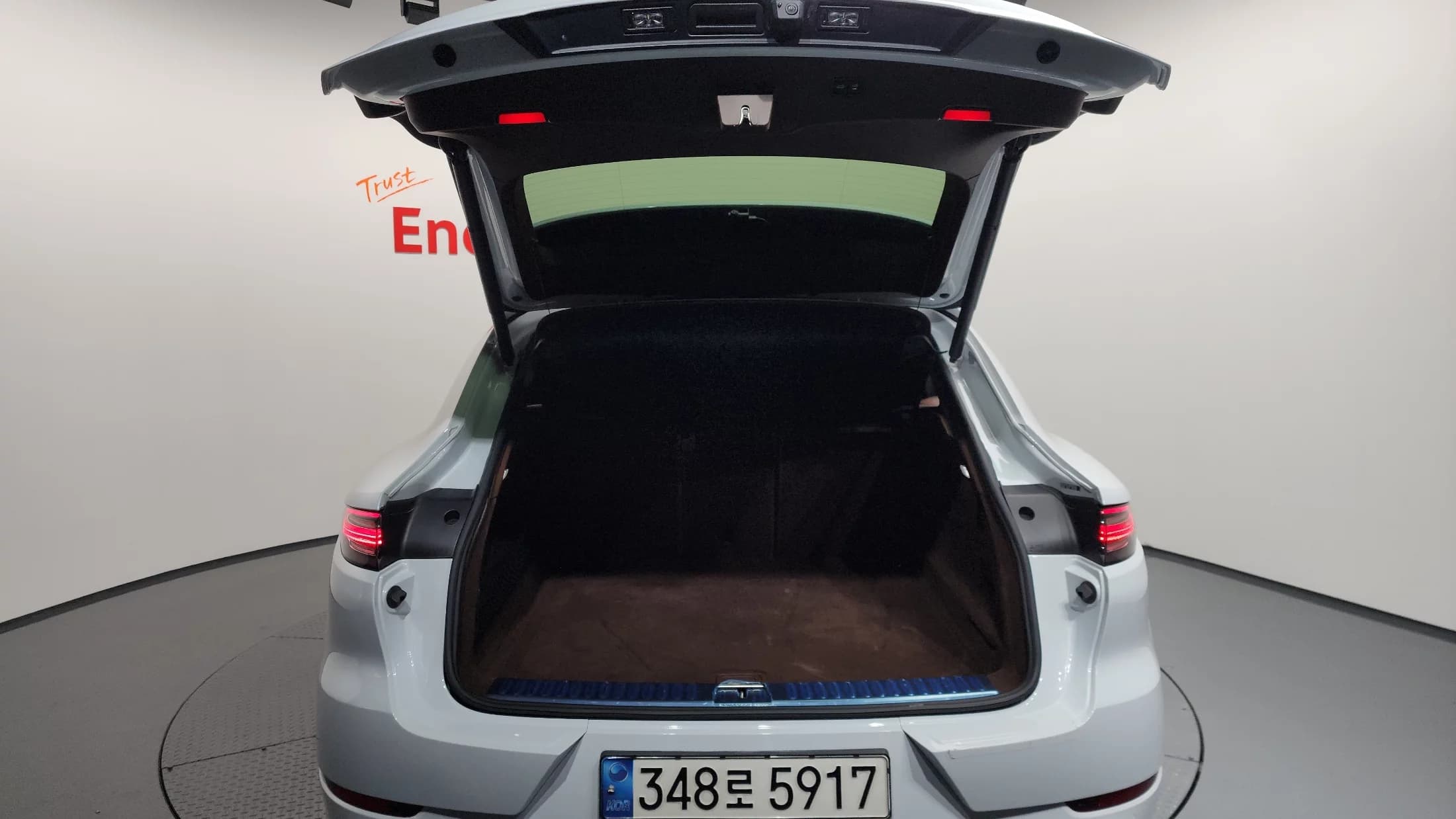 Porsche CAYENNE 3.0 Coupe, 2022 г. 49875 км. — фото 20