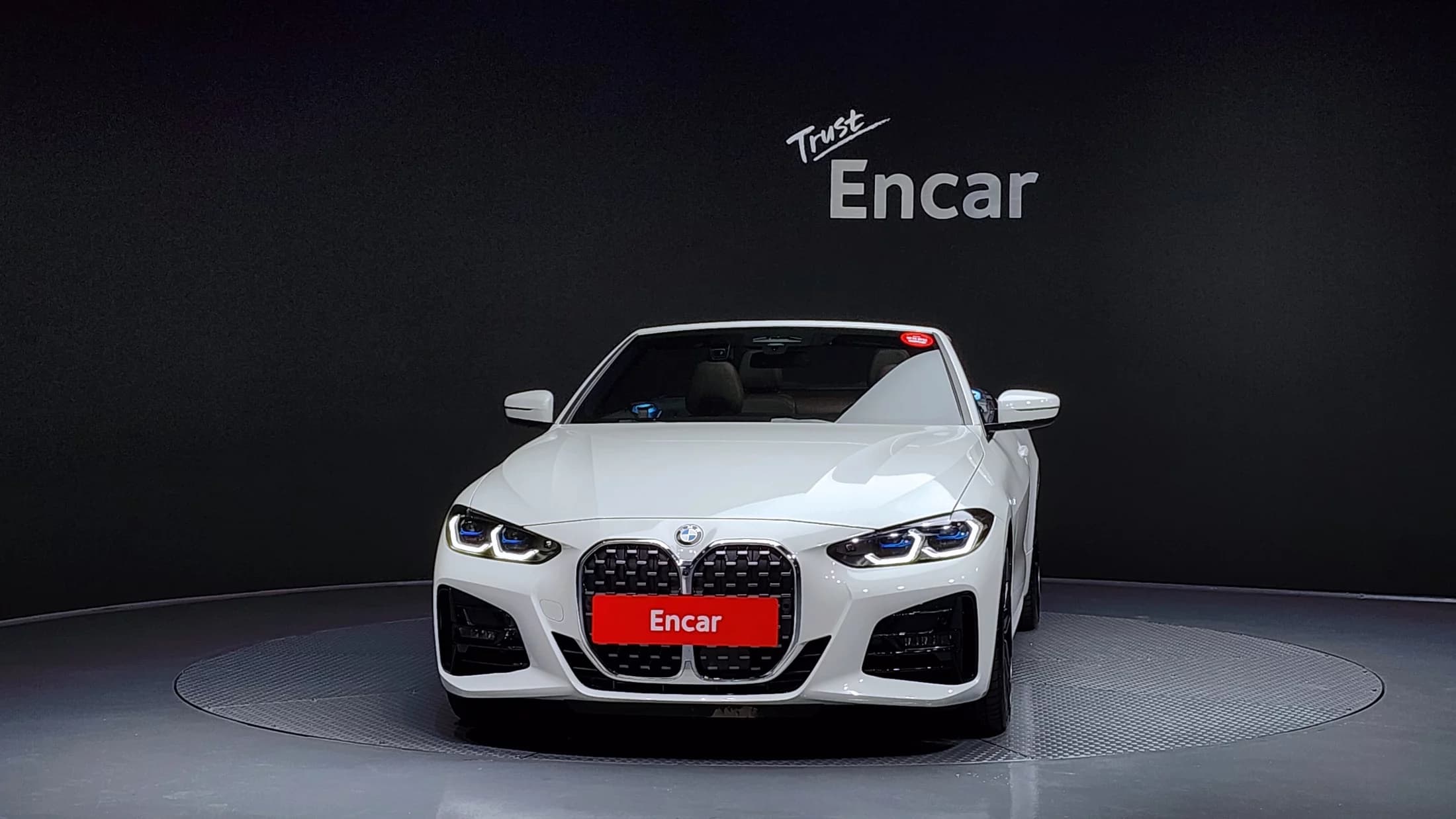 BMW 4-Series 420i M Sport Convertible, 2024 г. 7655 км. — фото 3
