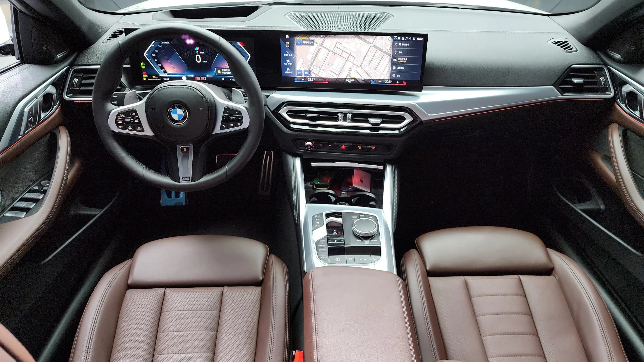BMW 4-Series 420i M Sport Convertible, 2024 г. 7655 км. — фото 7