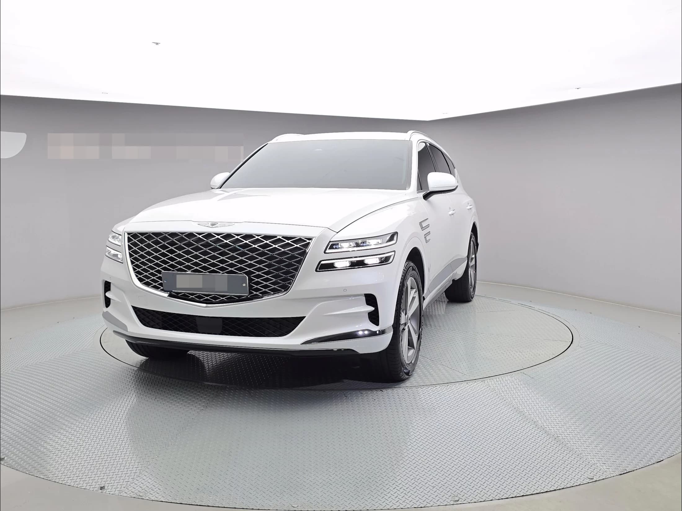Genesis GV80 2.5T Gasoline 2WD, 2023 г. 7057 км.