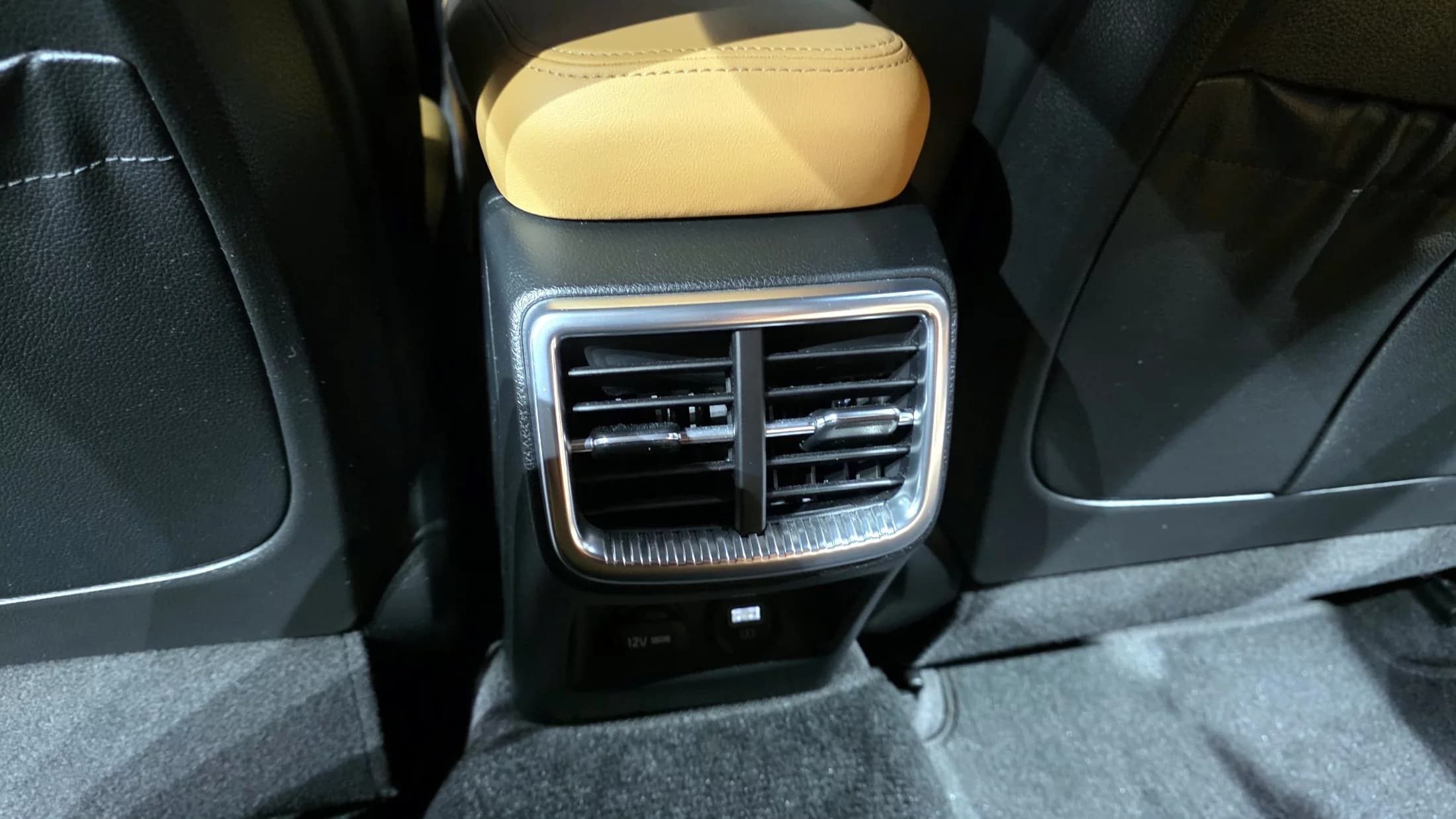 Kia K5 (Киа Оптима) 1.6 Turbo Noblesse, 2023 г. 24807 км. — фото 19