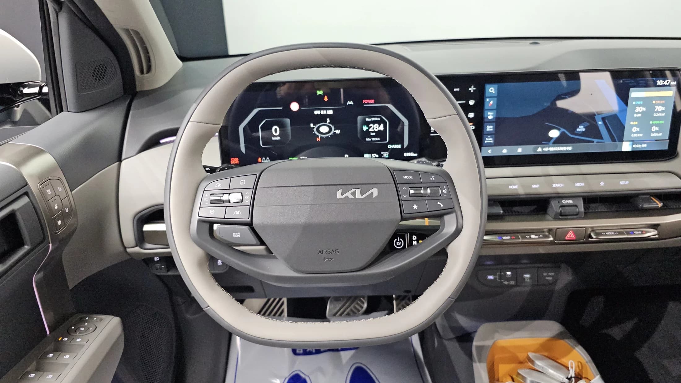 Kia EV3 Long Range 2WD Earth, электромобиль, 2024 г. 9330 км. — фото 14