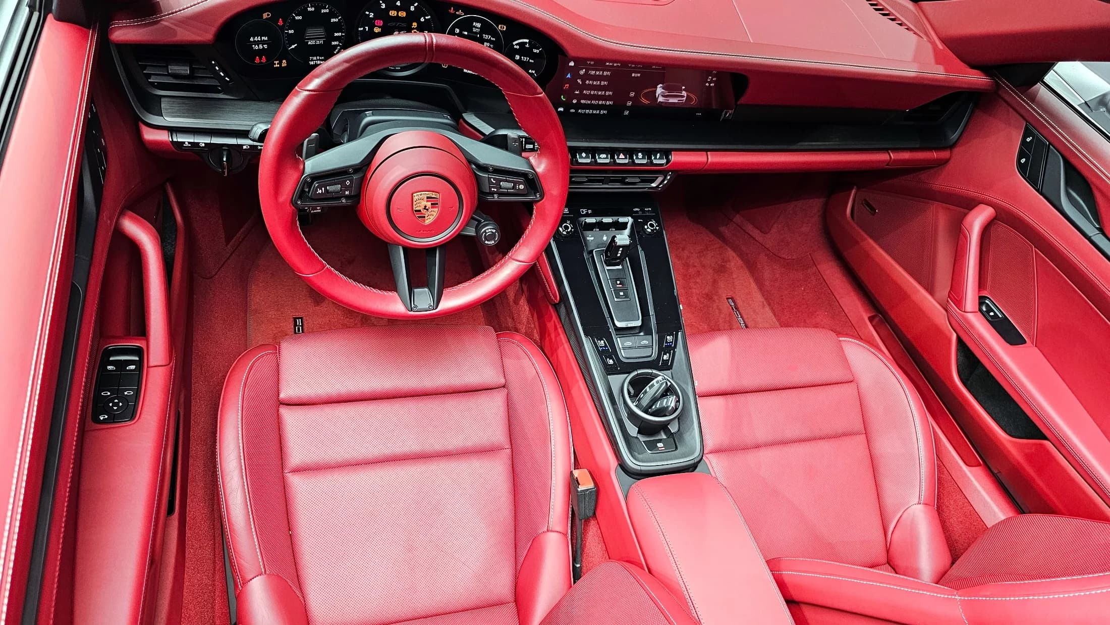Porsche 911 Targa 4 GTS 991, 2024 г. 10765 км. — фото 7