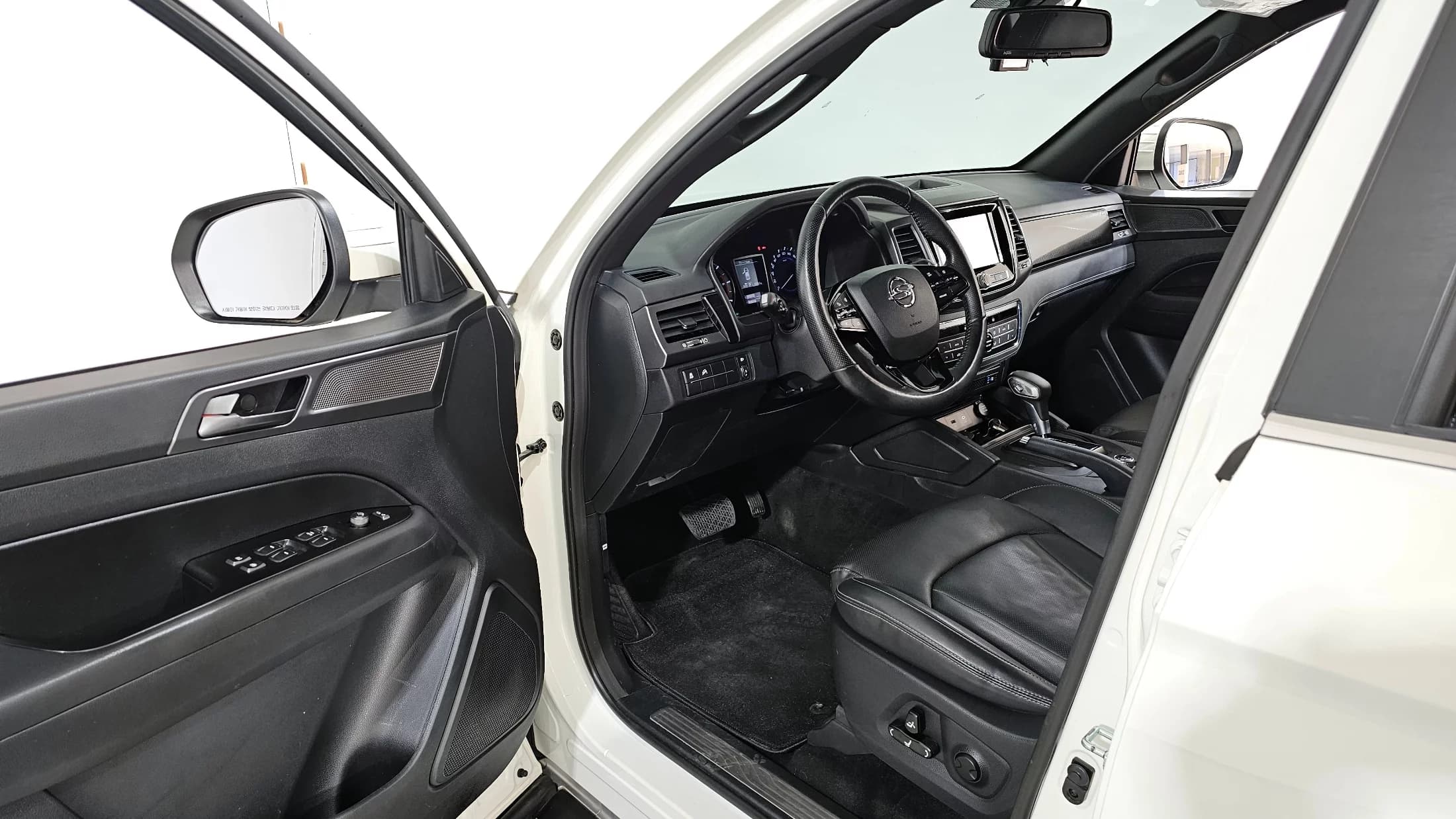 SsangYong Rexton Diesel 2.2 4WD Prestige, 2021 г. 53803 км. — фото 11