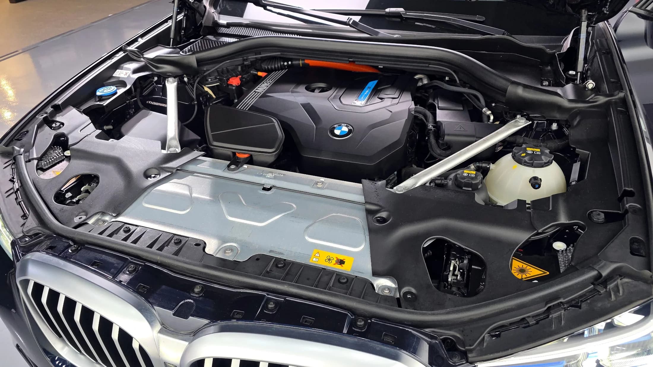 BMW X3 xDrive 30e M Sport, гибрид, 2021 г. 59869 км. — фото 6