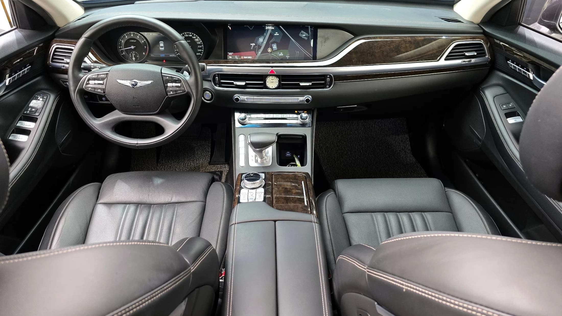 Genesis G90 3.8 AWD Premium Luxury, 2021 г. 66576 км. — фото 7