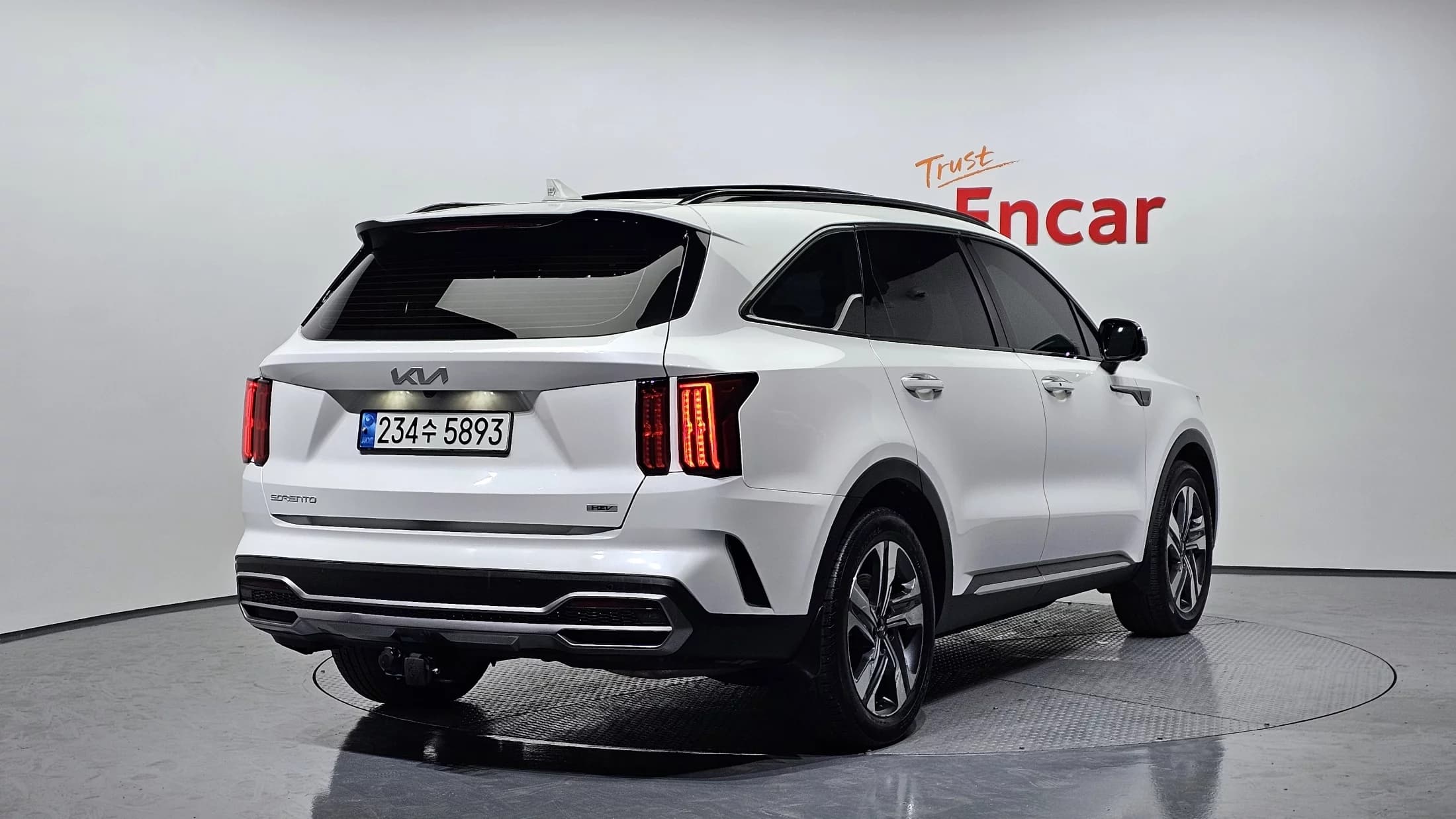 Kia Sorento HEV 1.6 2WD Gravity, гибрид, 2023 г. 73525 км. — фото 2