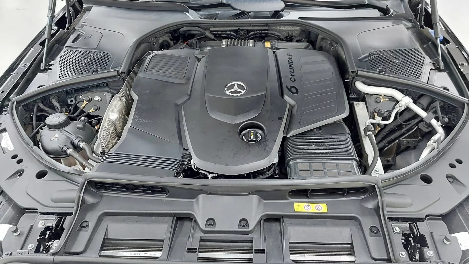 Mercedes-Benz S-Class S400 d 4MATIC, 2023 г. 25728 км. — фото 6