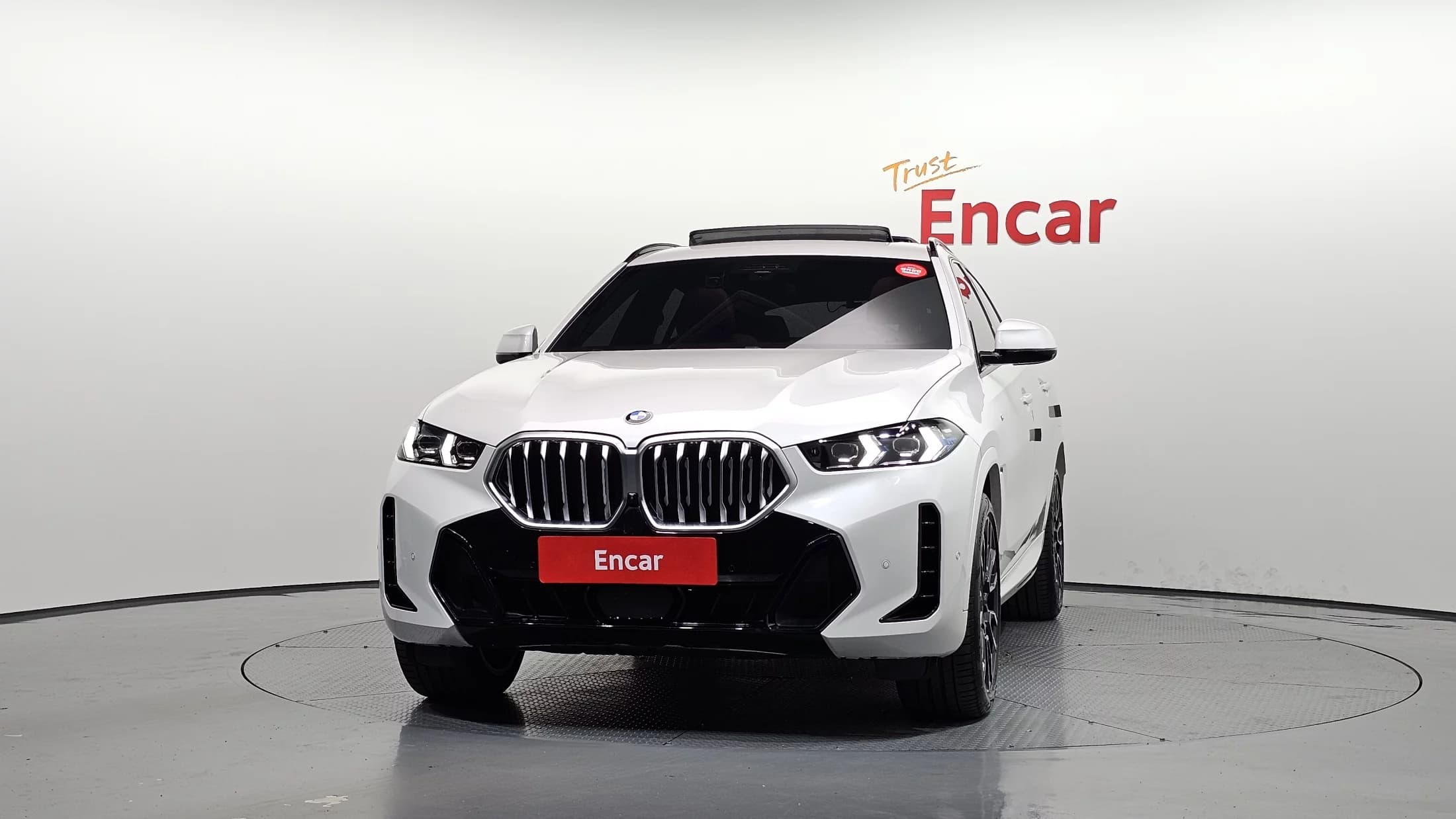 BMW X6 xDrive40i M Sport, 2023 г. 34839 км. — фото 3