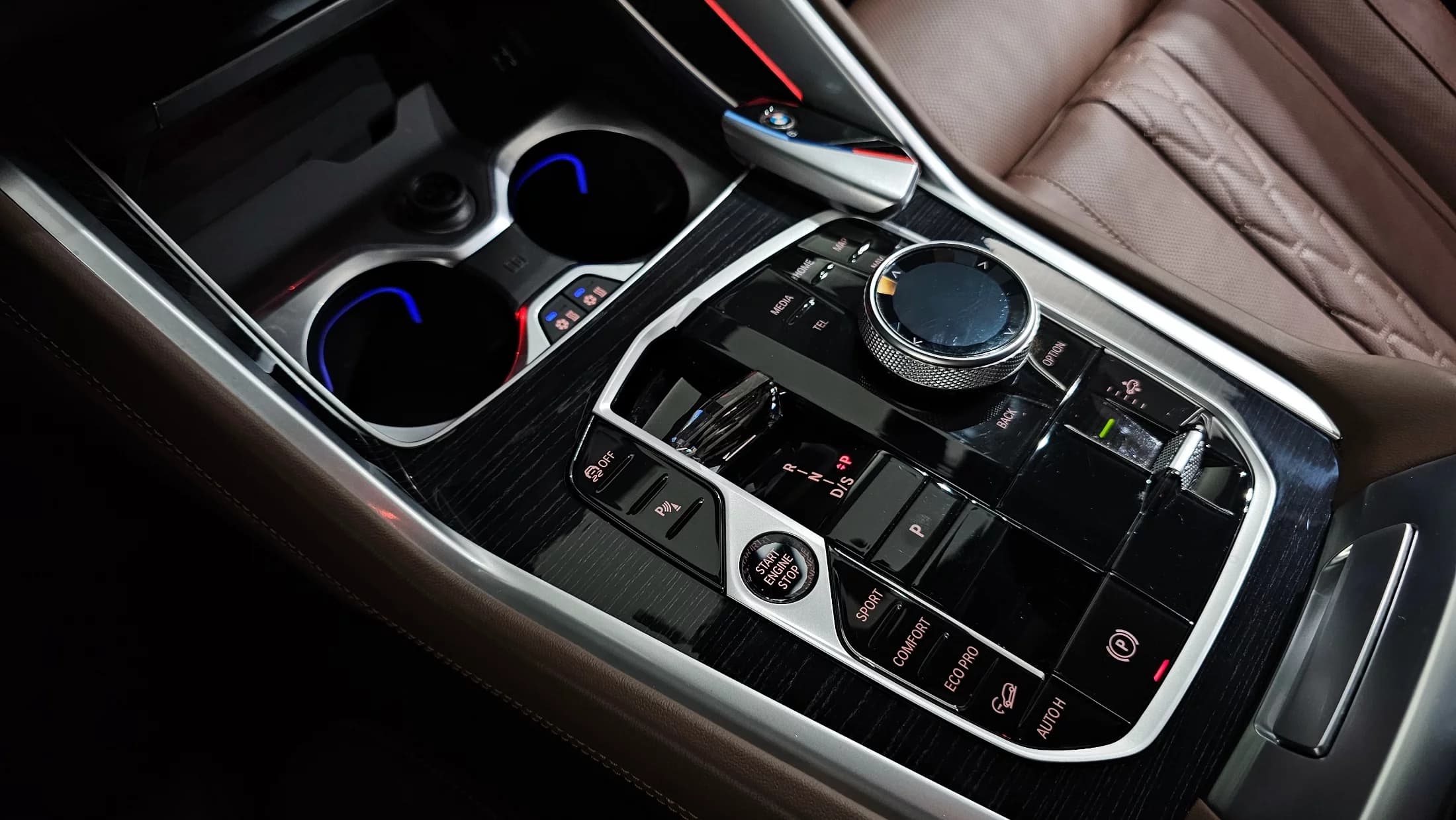 BMW X6 xDrive40i M Sport, 2023 г. 34839 км. — фото 9