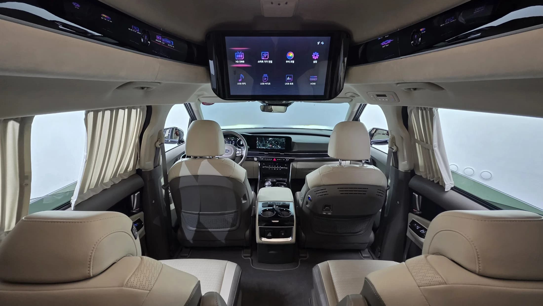 Kia Carnival Gasoline 9-Seater Hi-Limousine Signature, 2021 г. 113276 км. — фото 16