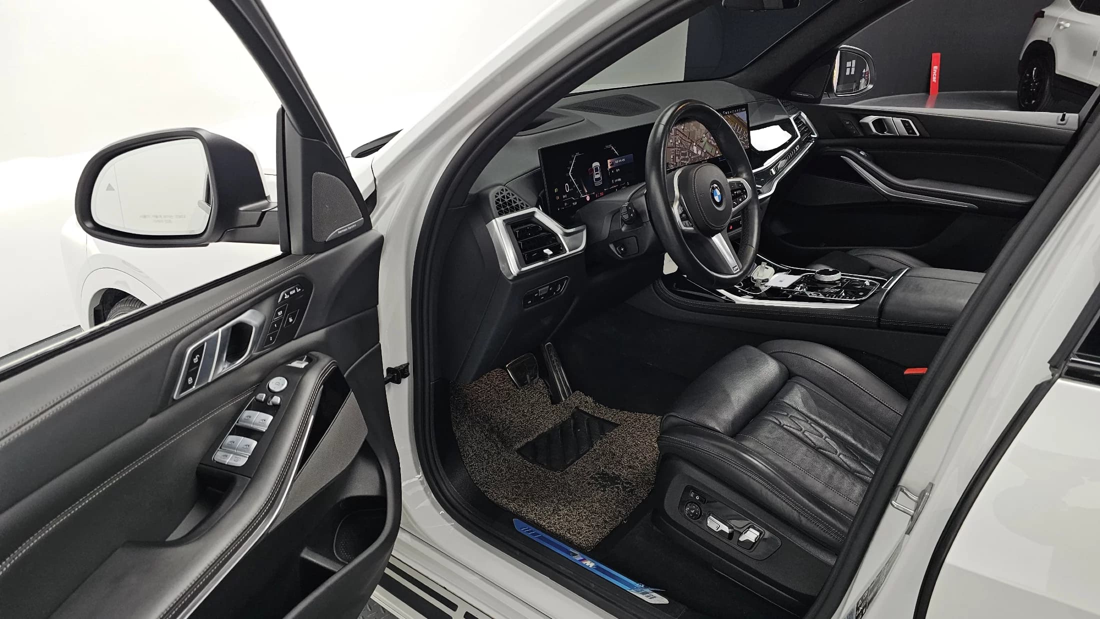BMW X7 xDrive 40i M Sport 6STR, 2023 г. 34736 км. — фото 11