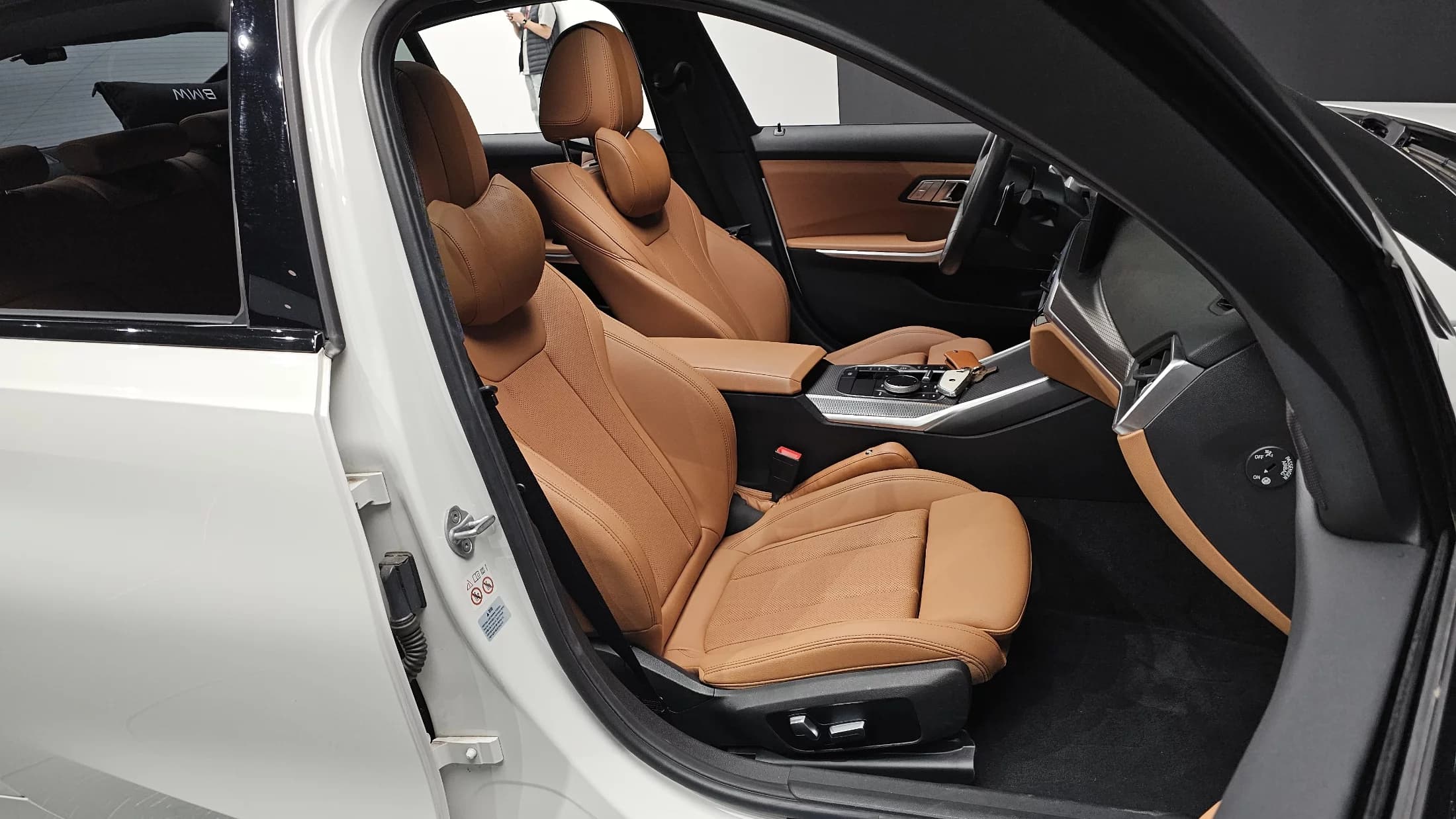 BMW 3-Series 320i M Sport, 2023 г. 14509 км. — фото 10