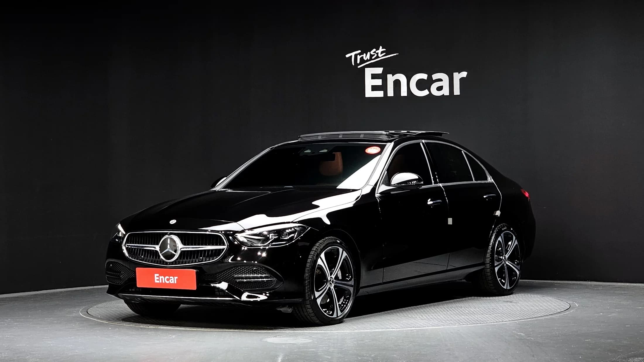 Mercedes-Benz C-Class C300 4MATIC Avantgarde, 2023 г. 16624 км.