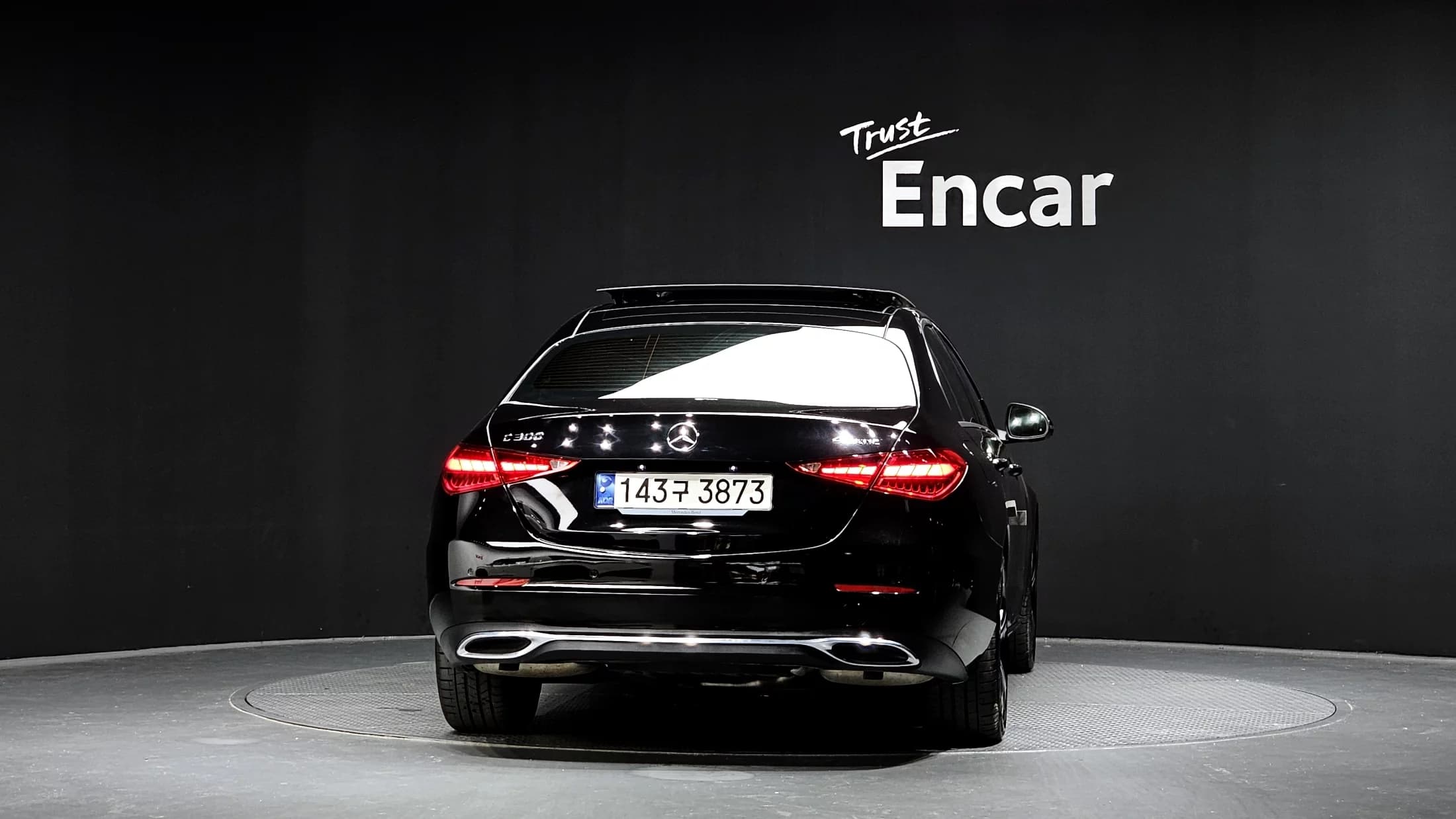 Mercedes-Benz C-Class C300 4MATIC Avantgarde, 2023 г. 16624 км. — фото 4