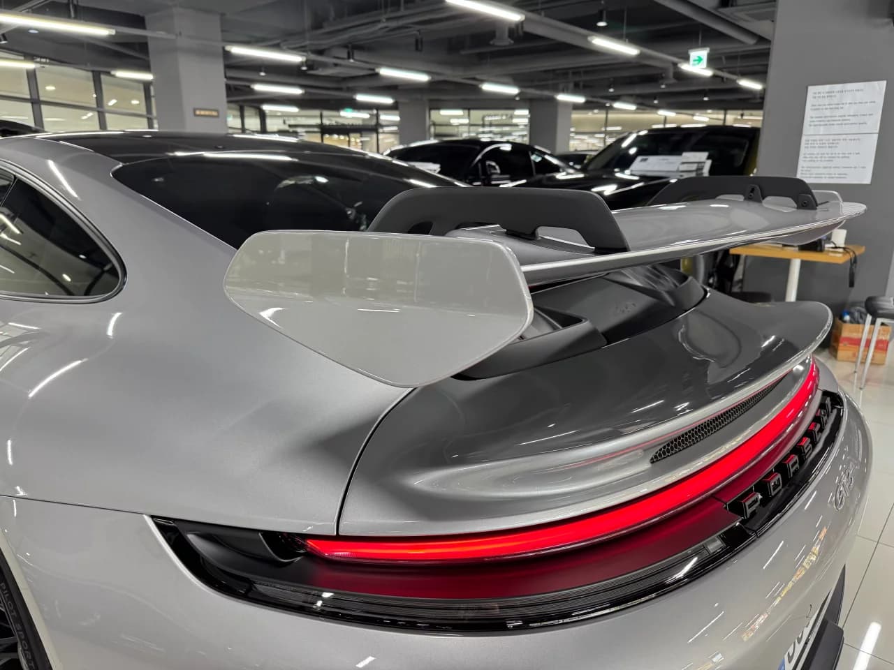 Porsche 911 GT3, 2025 г. — фото 15
