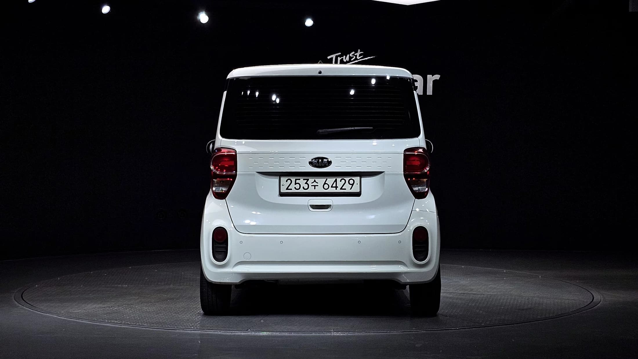 Kia RAY Van Prestige, 2021 г. 91214 км. — фото 4