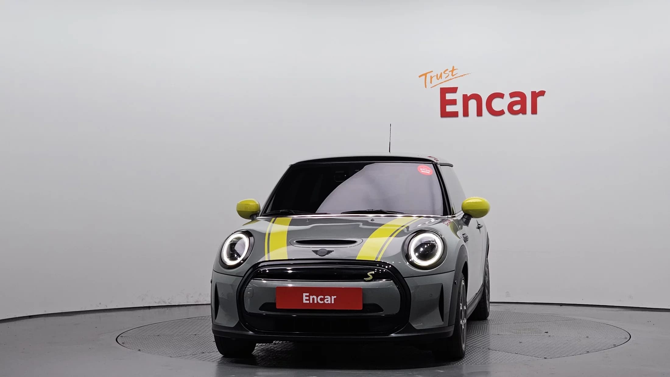 MINI Cooper SE Electric 3rd, электромобиль, 2022 г. 11521 км. — фото 3