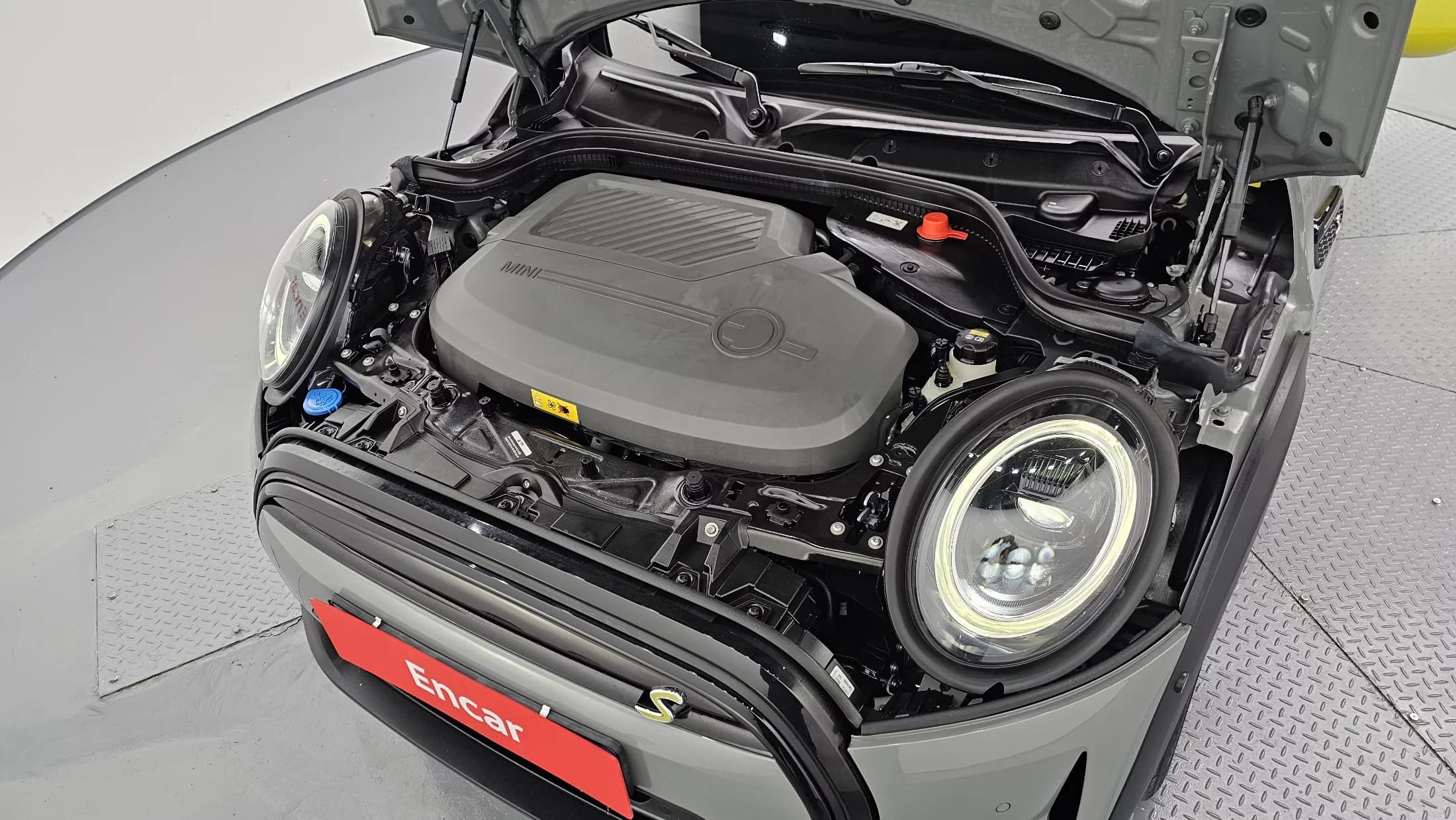 MINI Cooper SE Electric 3rd, электромобиль, 2022 г. 11521 км. — фото 6