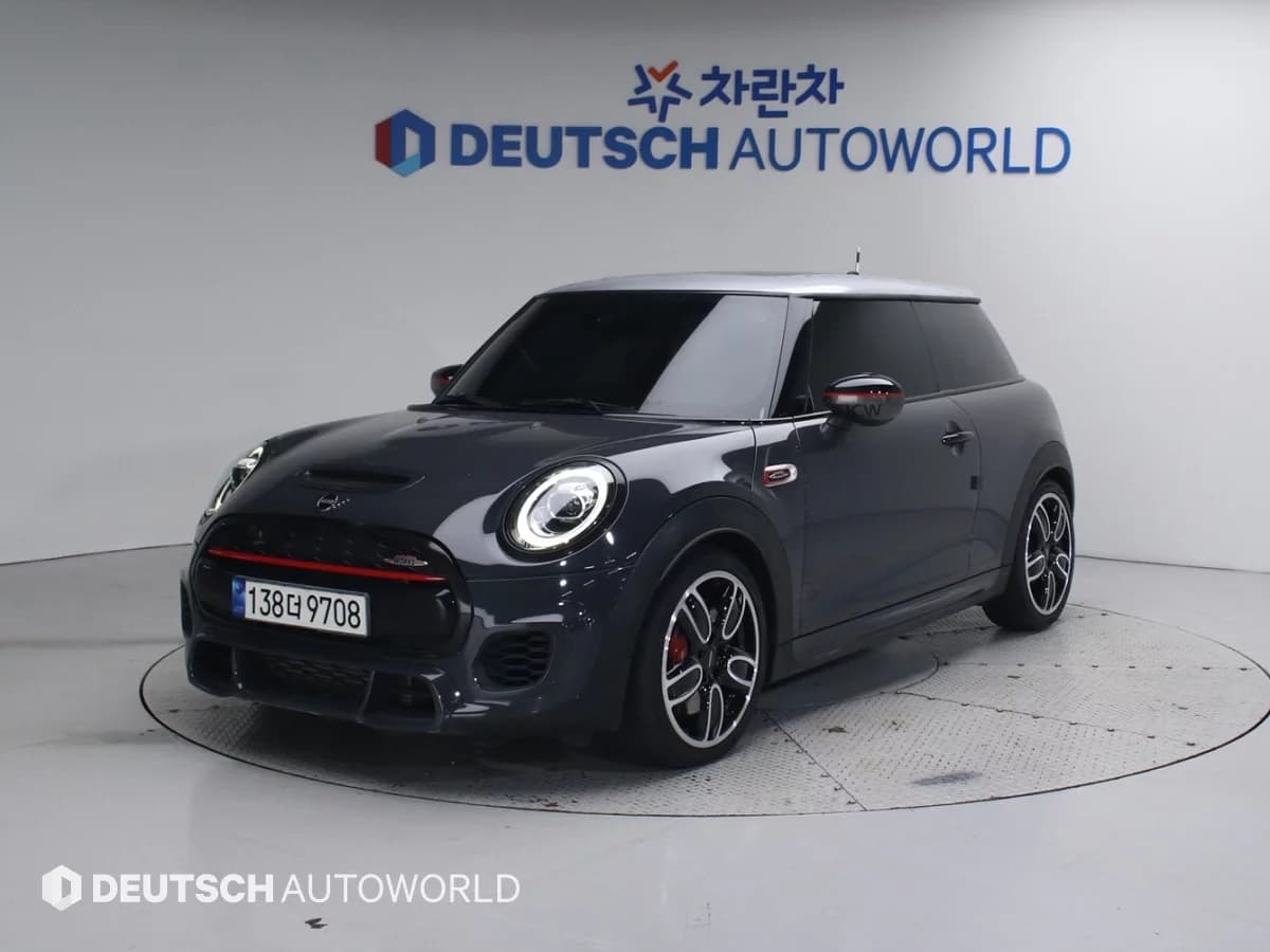 MINI Cooper JCW 3rd Generation, 2021 г. 49396 км.