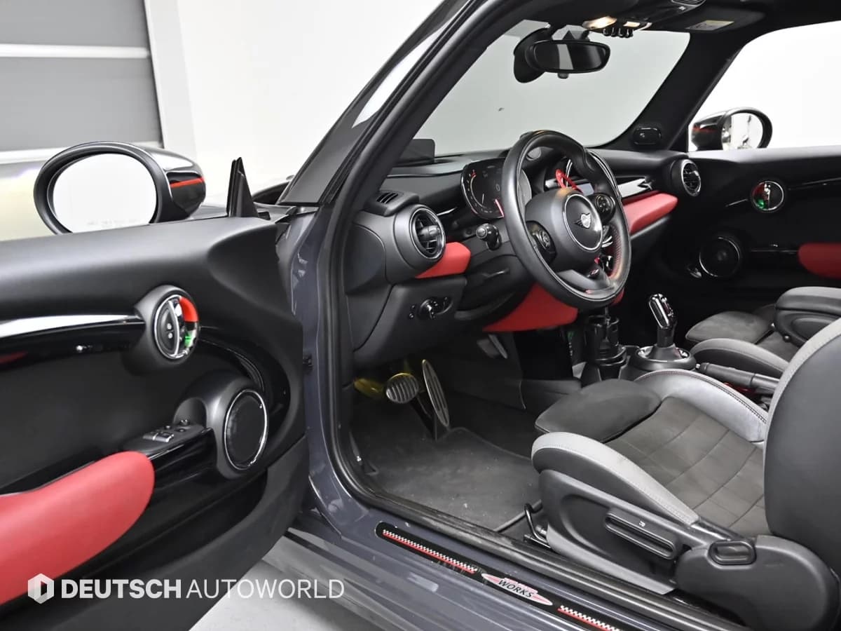 MINI Cooper JCW 3rd Generation, 2021 г. 49396 км. — фото 11