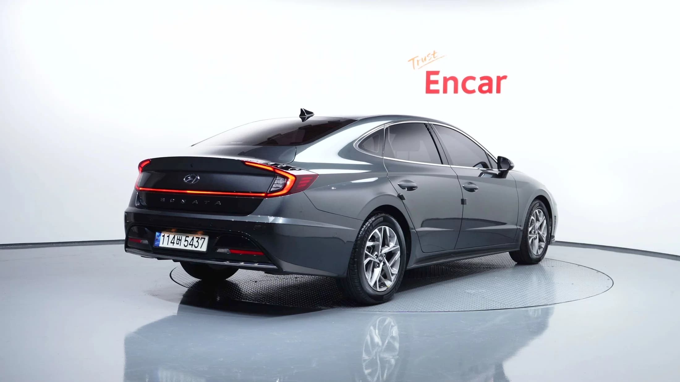 Hyundai Sonata 2.0 Premium Plus, 2021 г. 58810 км. — фото 2