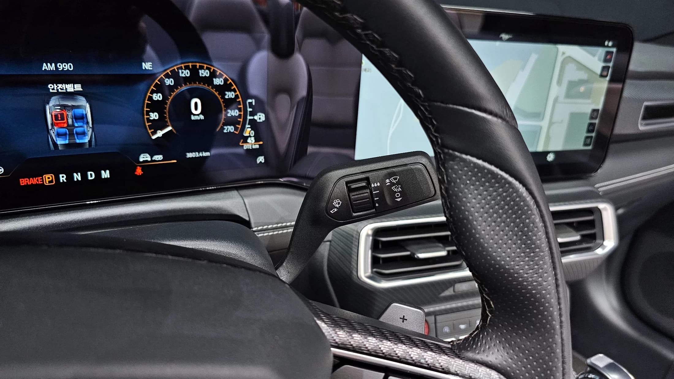 Ford MUSTANG 2.3 Ecoboost Premium Convertible, 2024 г. 3907 км. — фото 19