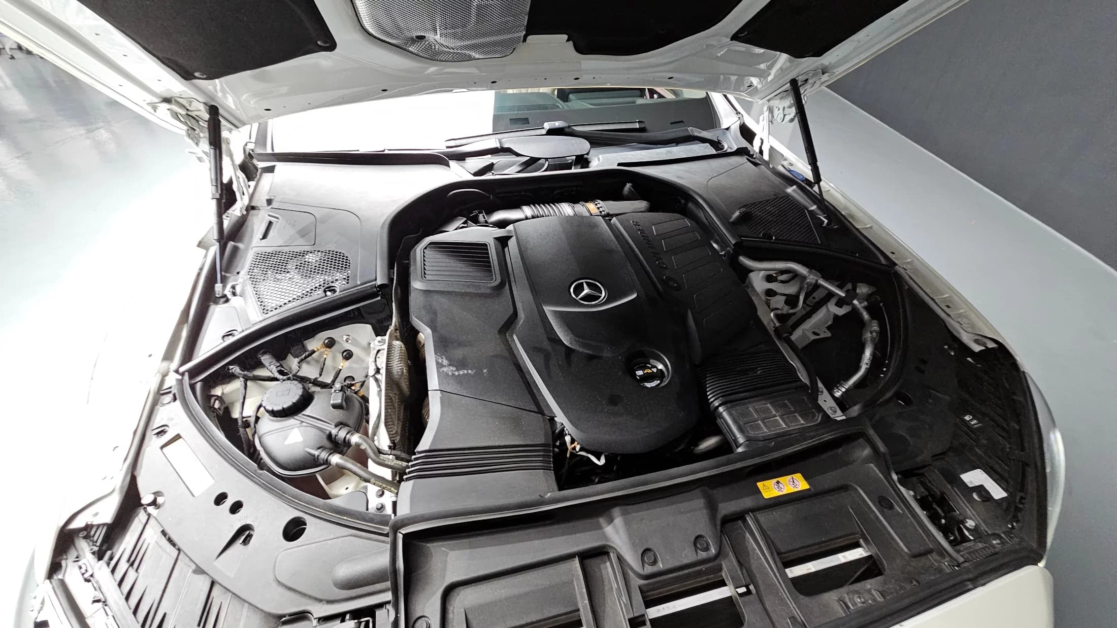 Mercedes-Benz S-Class S400 d 4MATIC, 2022 г. 14209 км. — фото 6